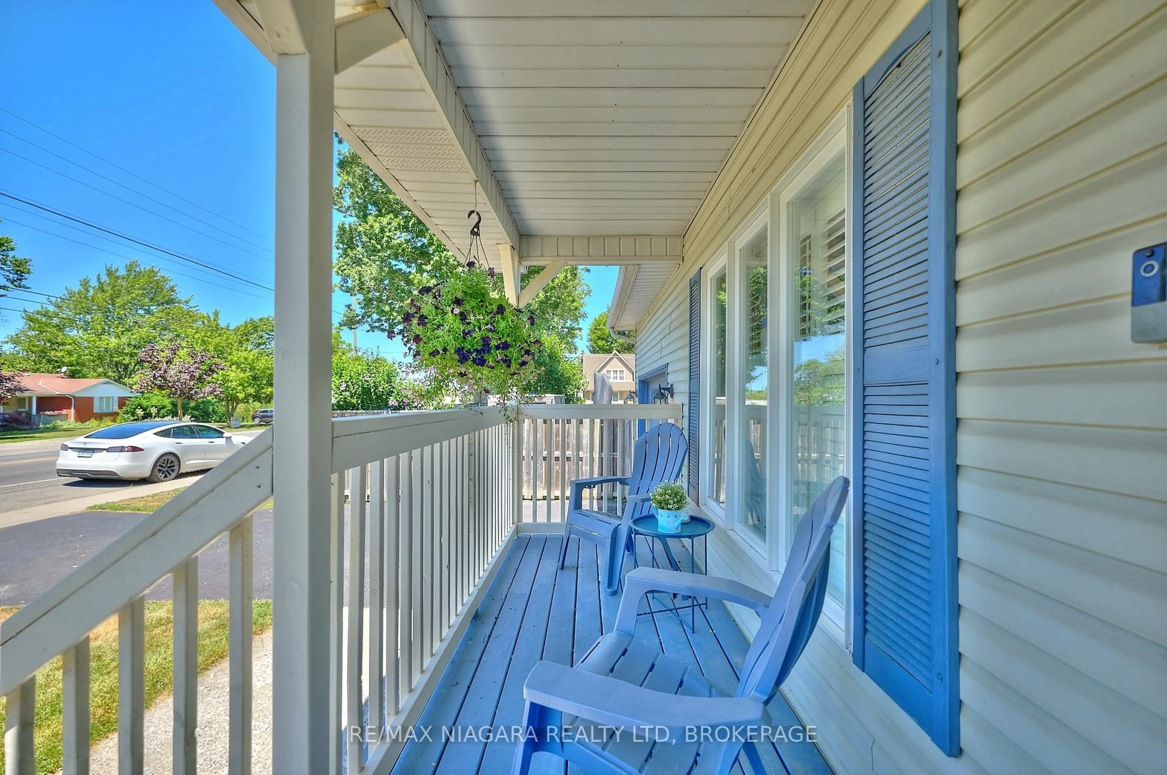 Patio, water/lake/river/ocean view for 210 Gorham Rd, Fort Erie Ontario L0S 1N0