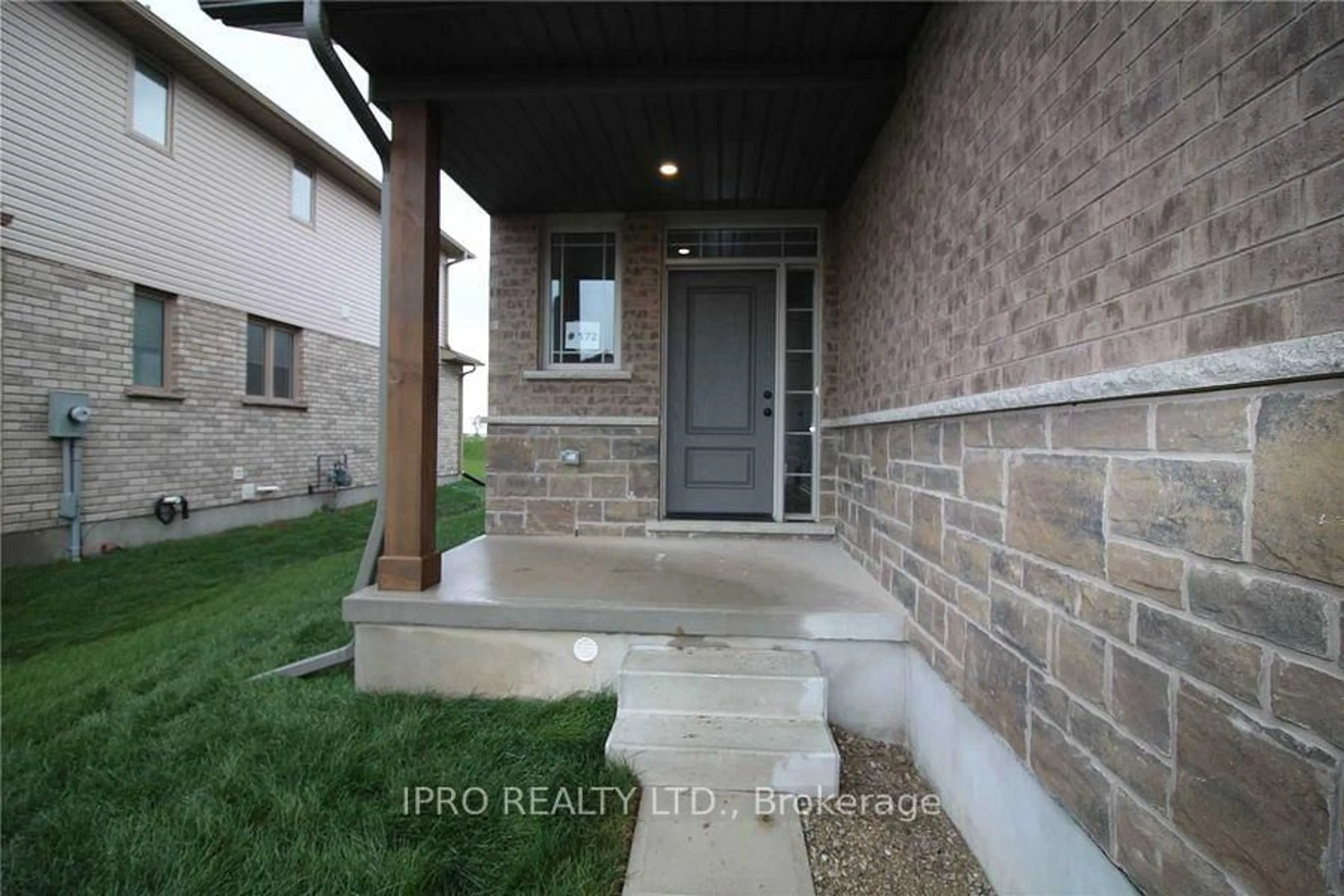 Patio, street for 172 Walsh St, Wellington North Ontario N0G 1A0