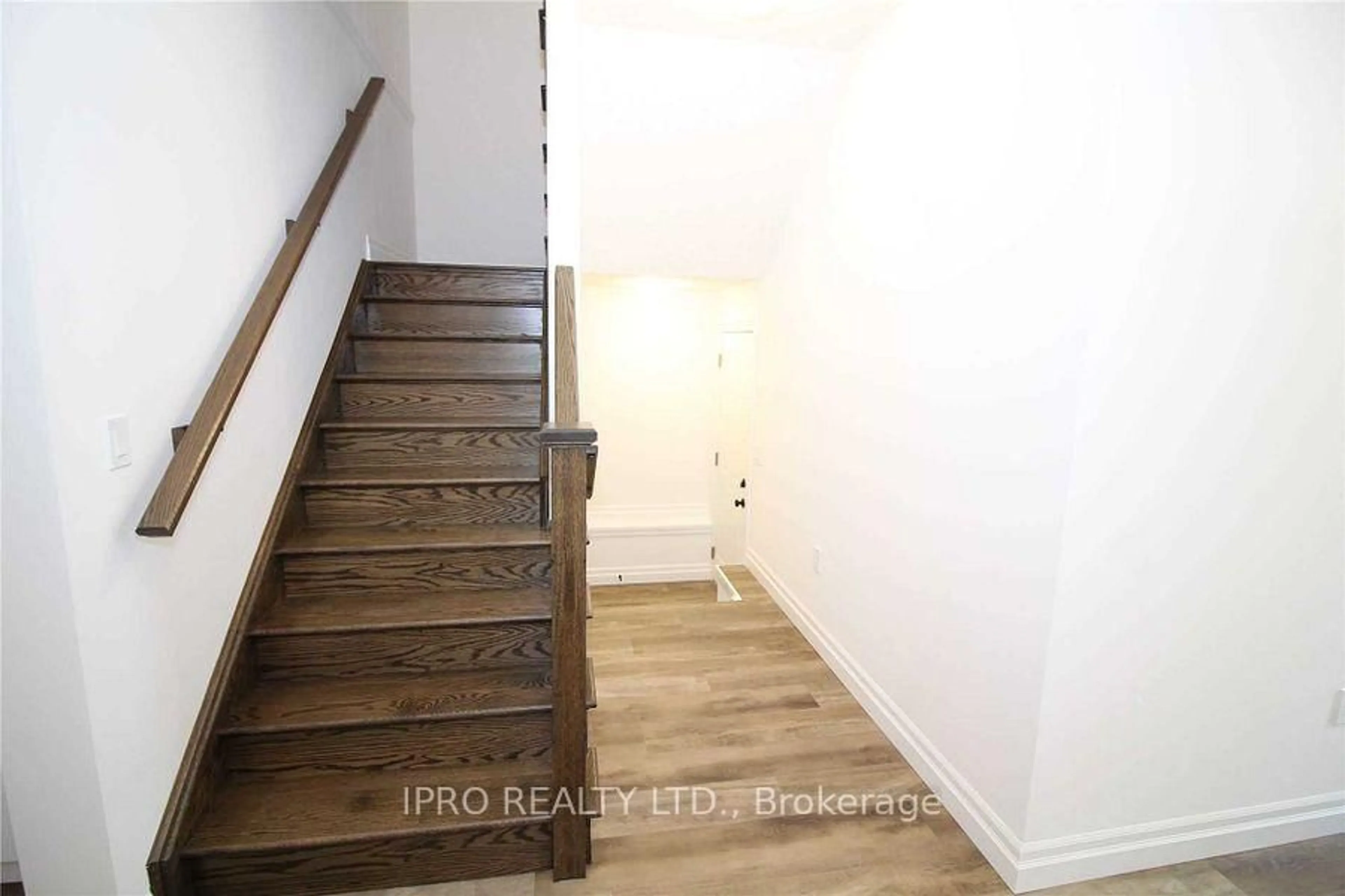 Unknown for 172 Walsh St, Wellington North Ontario N0G 1A0