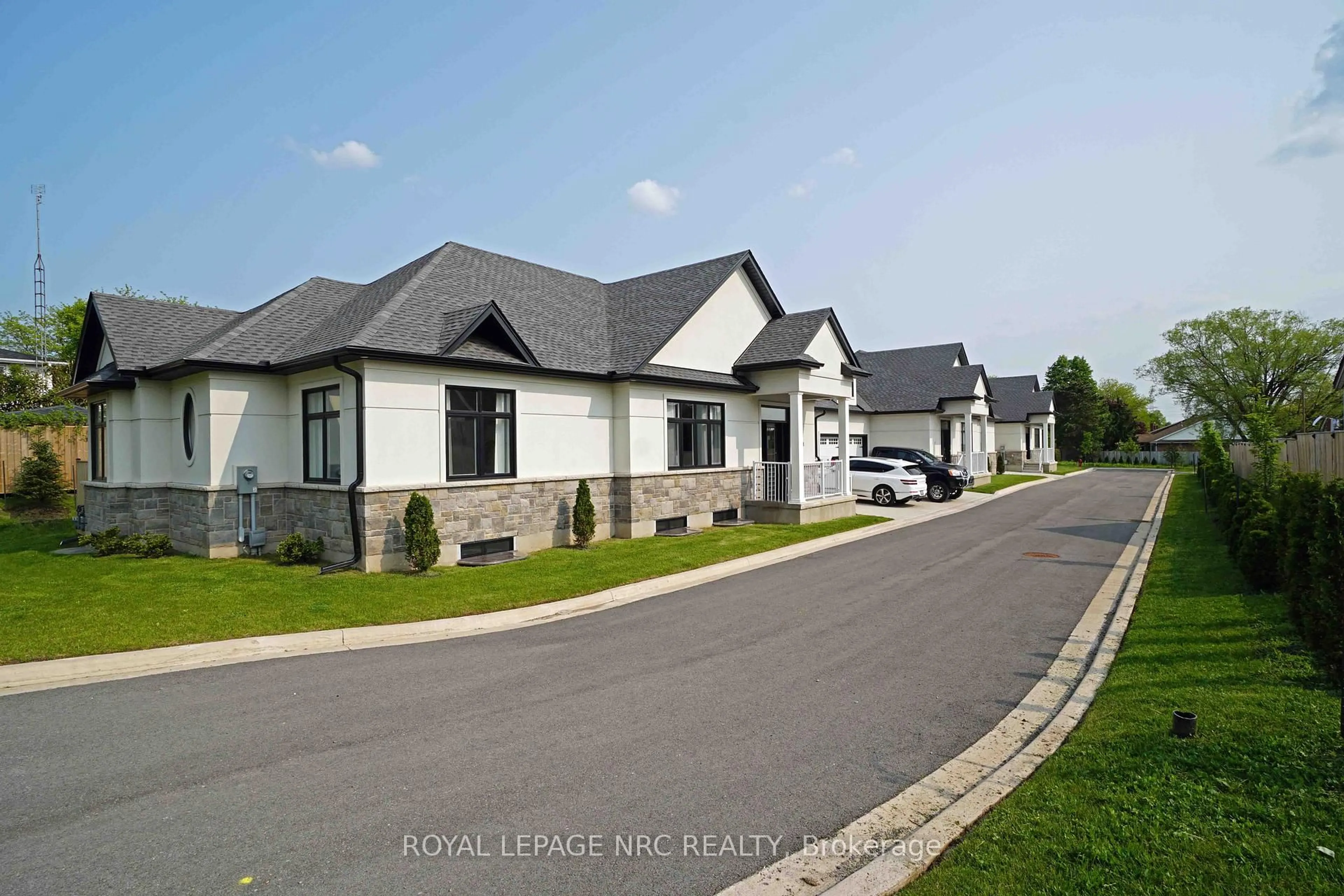 Unknown for 7472 MOUNTAIN Rd #1, Niagara Falls Ontario L2J 0B8