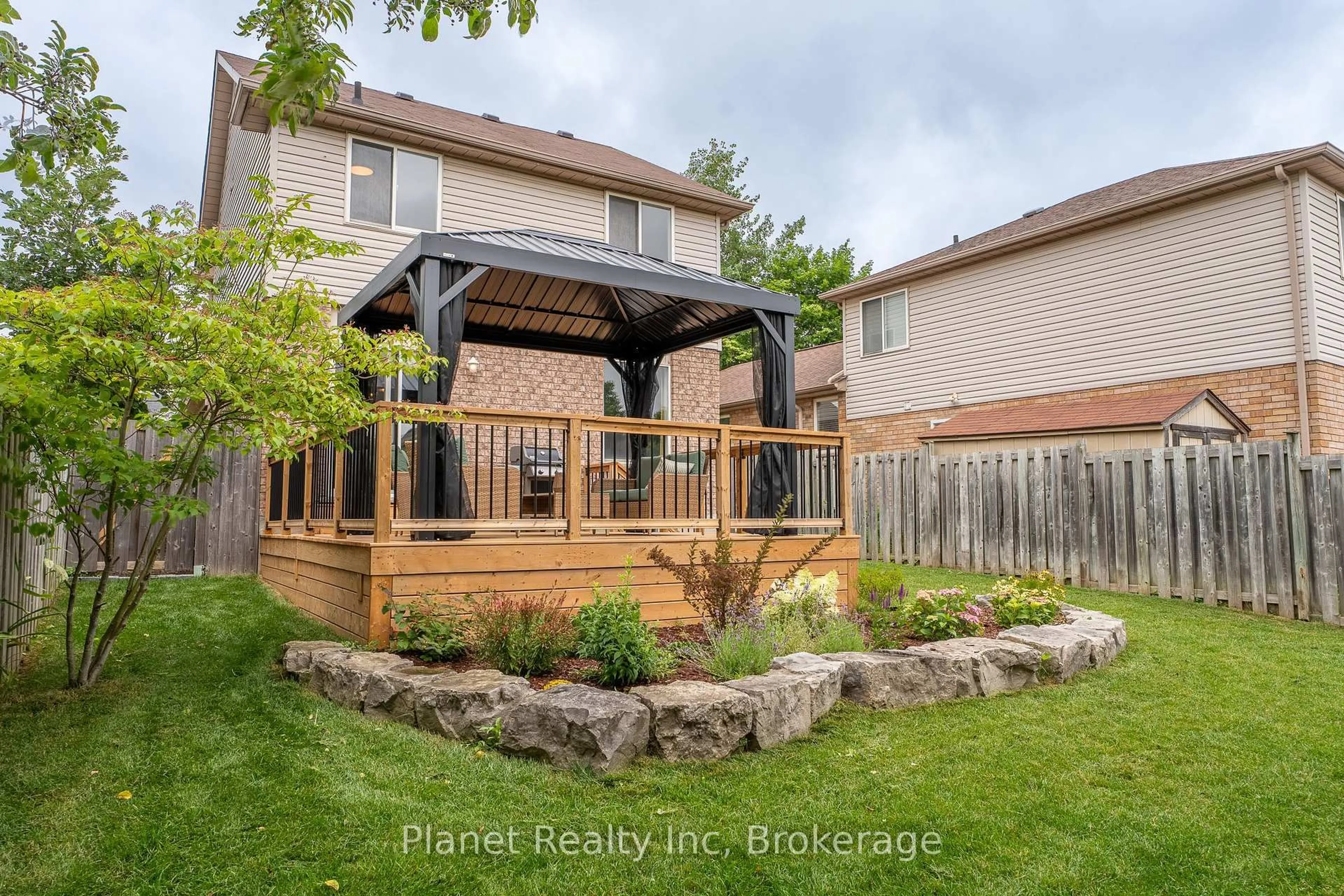 Patio, street for 16 Southcreek Tr, Guelph Ontario N1G 4Y8