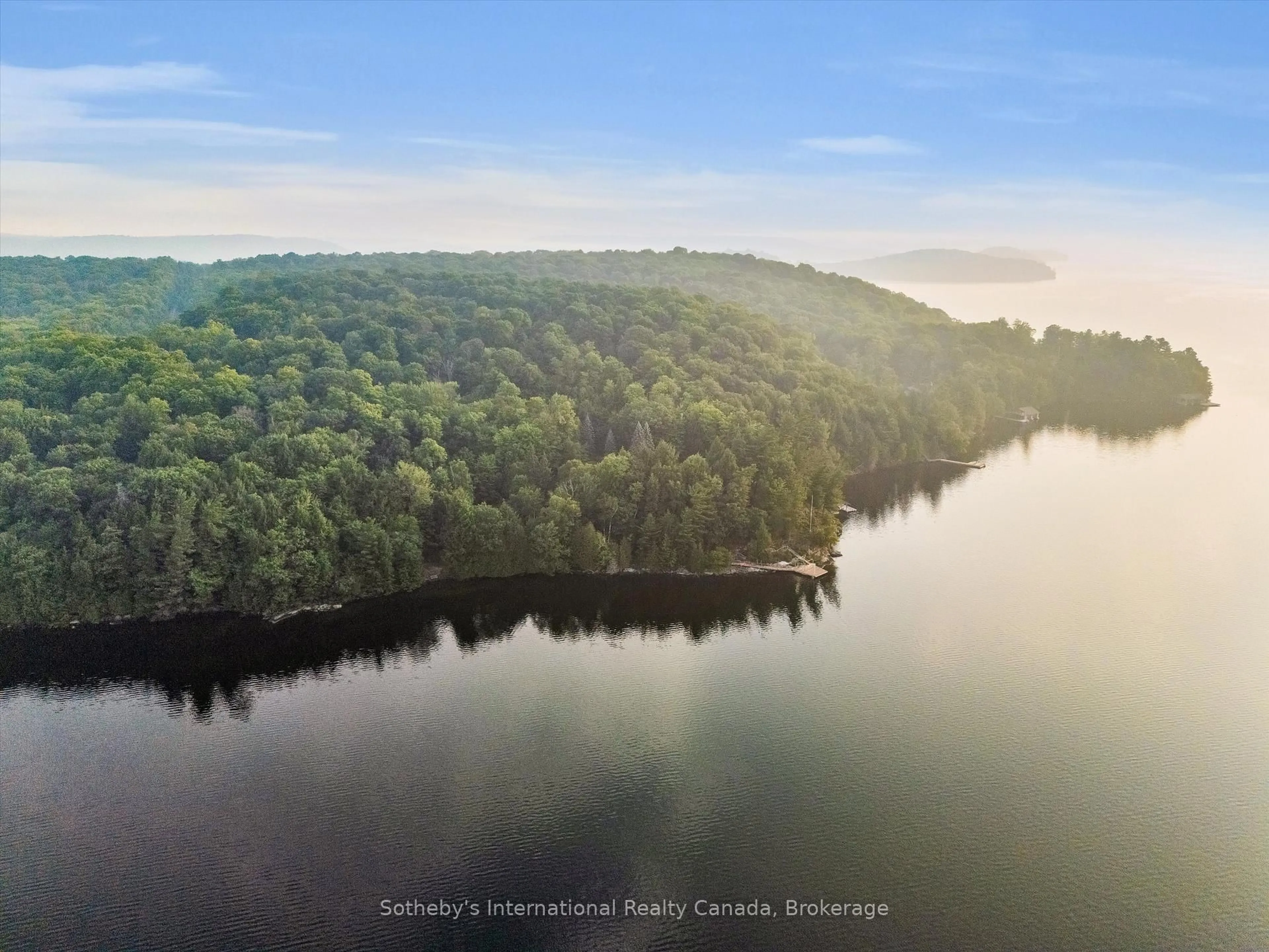 Blurry image for 1080 Vanclieaf Dr, Lake of Bays Ontario P0B 1A0