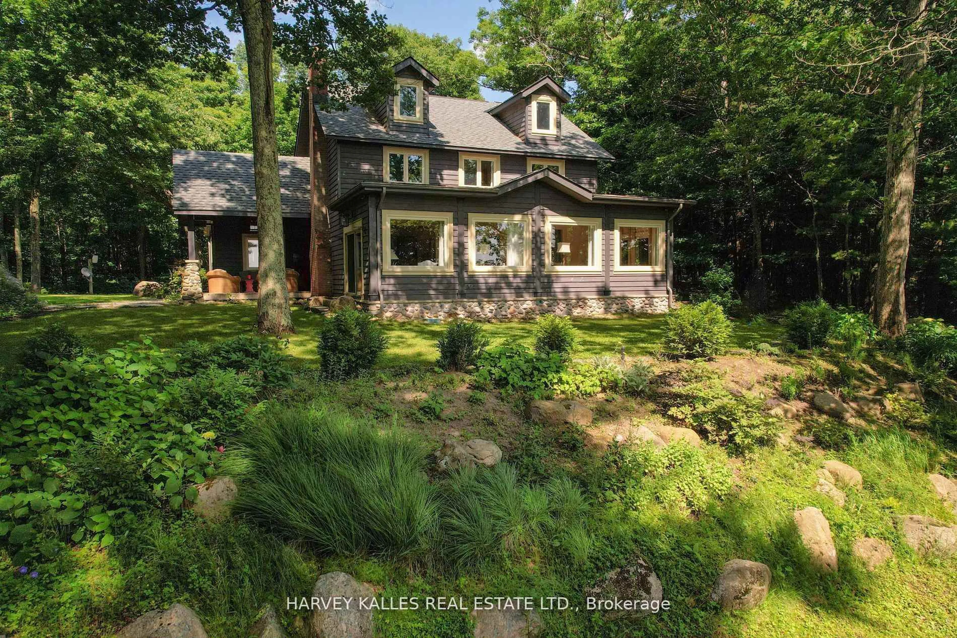 Unknown for 2045 Muskoka Rd 118W #Unit 2, Muskoka Lakes Ontario P1L 1W8