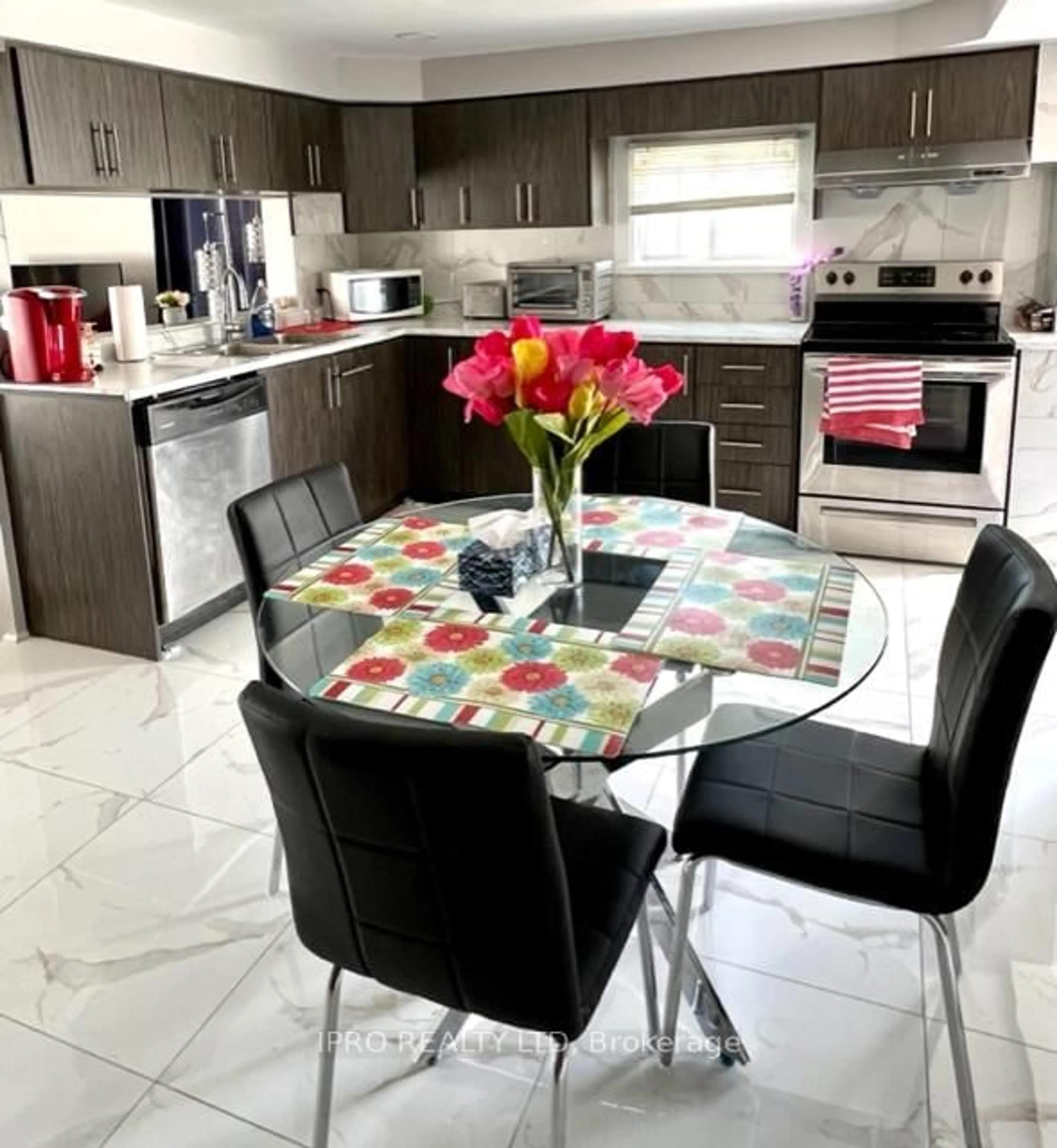 Contemporary kitchen, ceramic/tile floor for 6199 Arad St, Niagara Falls Ontario L2G 2Z4