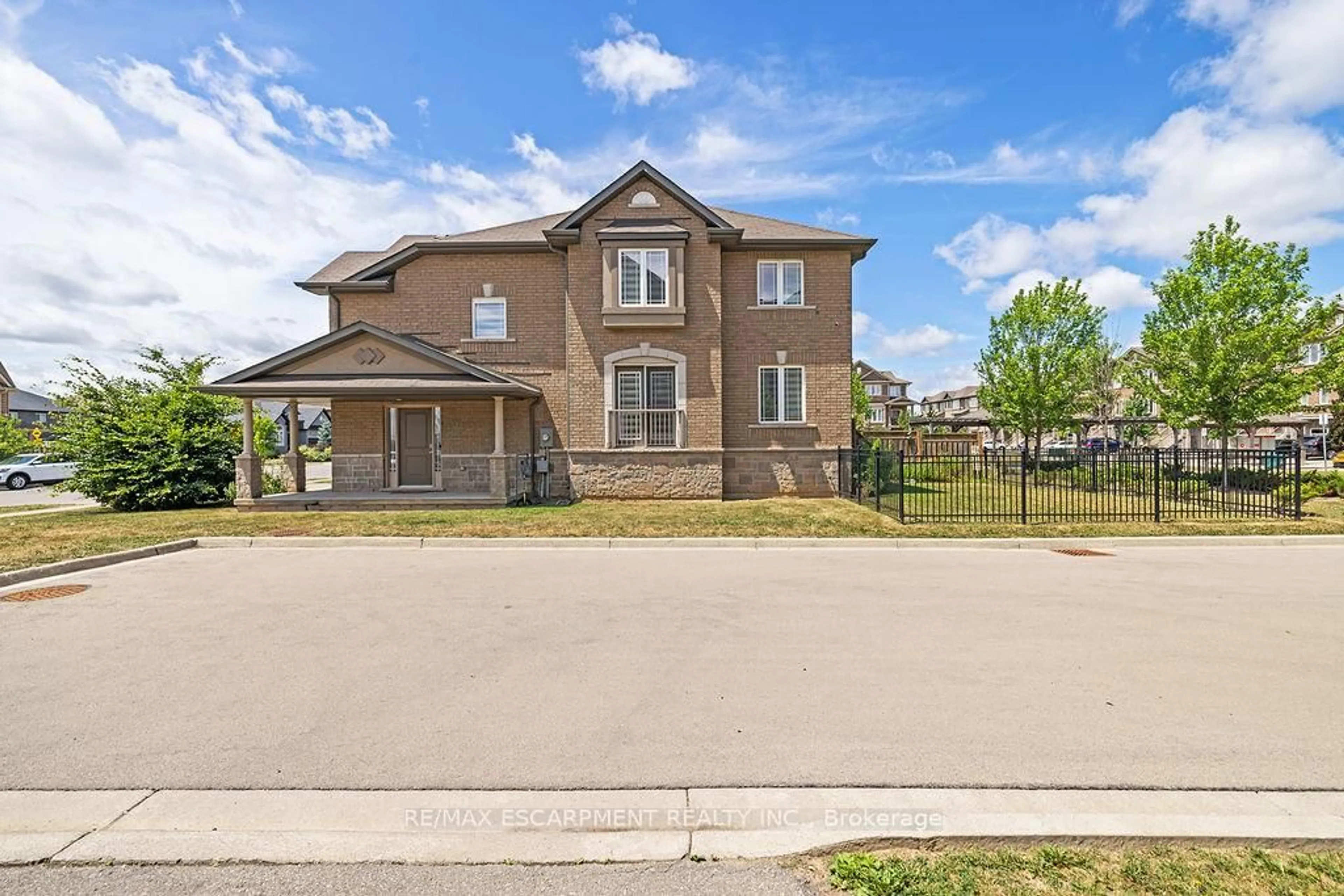 Unknown for 235 Bellagio Ave, Hamilton Ontario L0R 1P0
