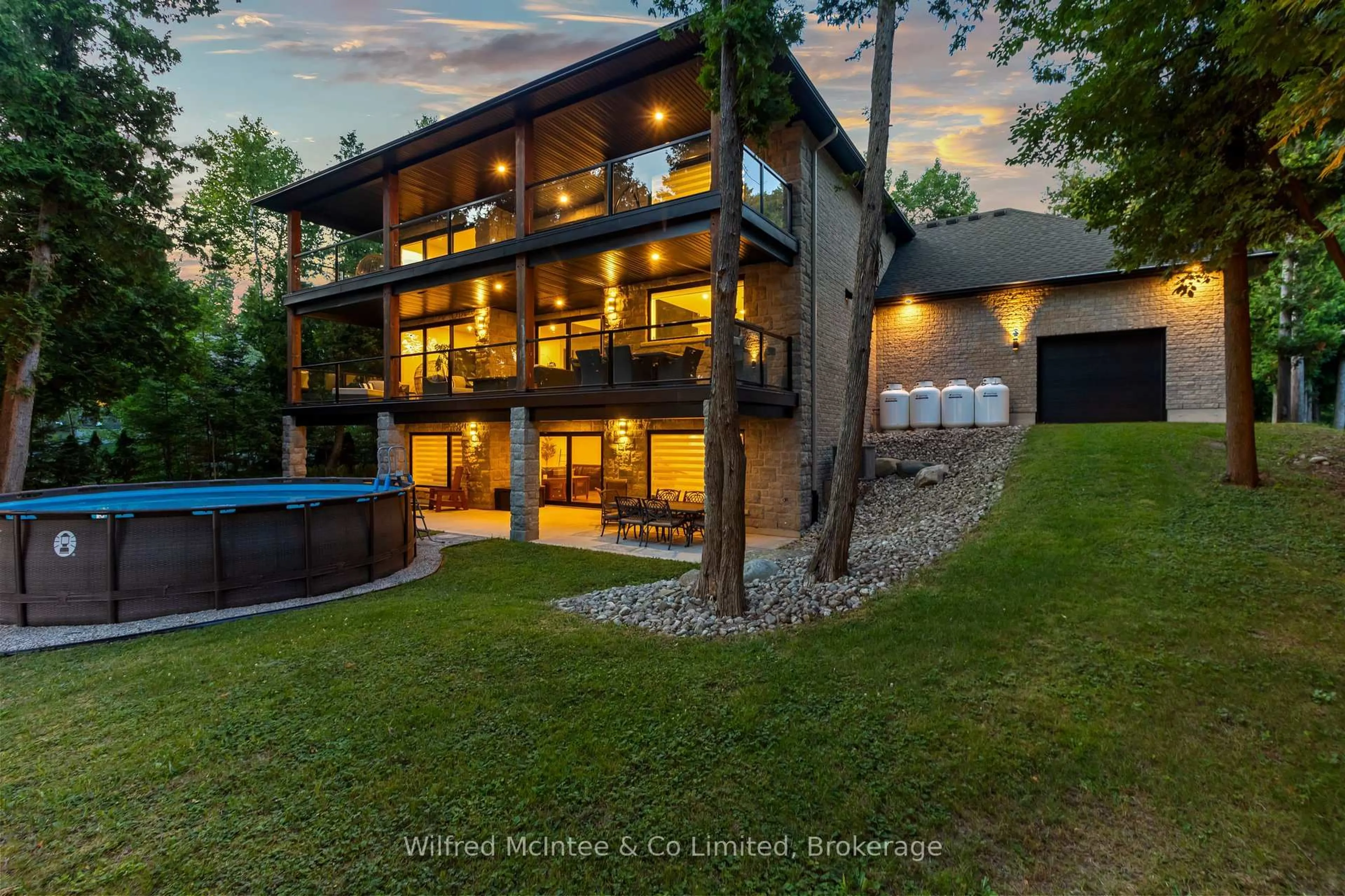 Home with brick exterior material, unknown for 159 Upper Lorne Beach Rd, Kincardine Ontario N0G 2T0