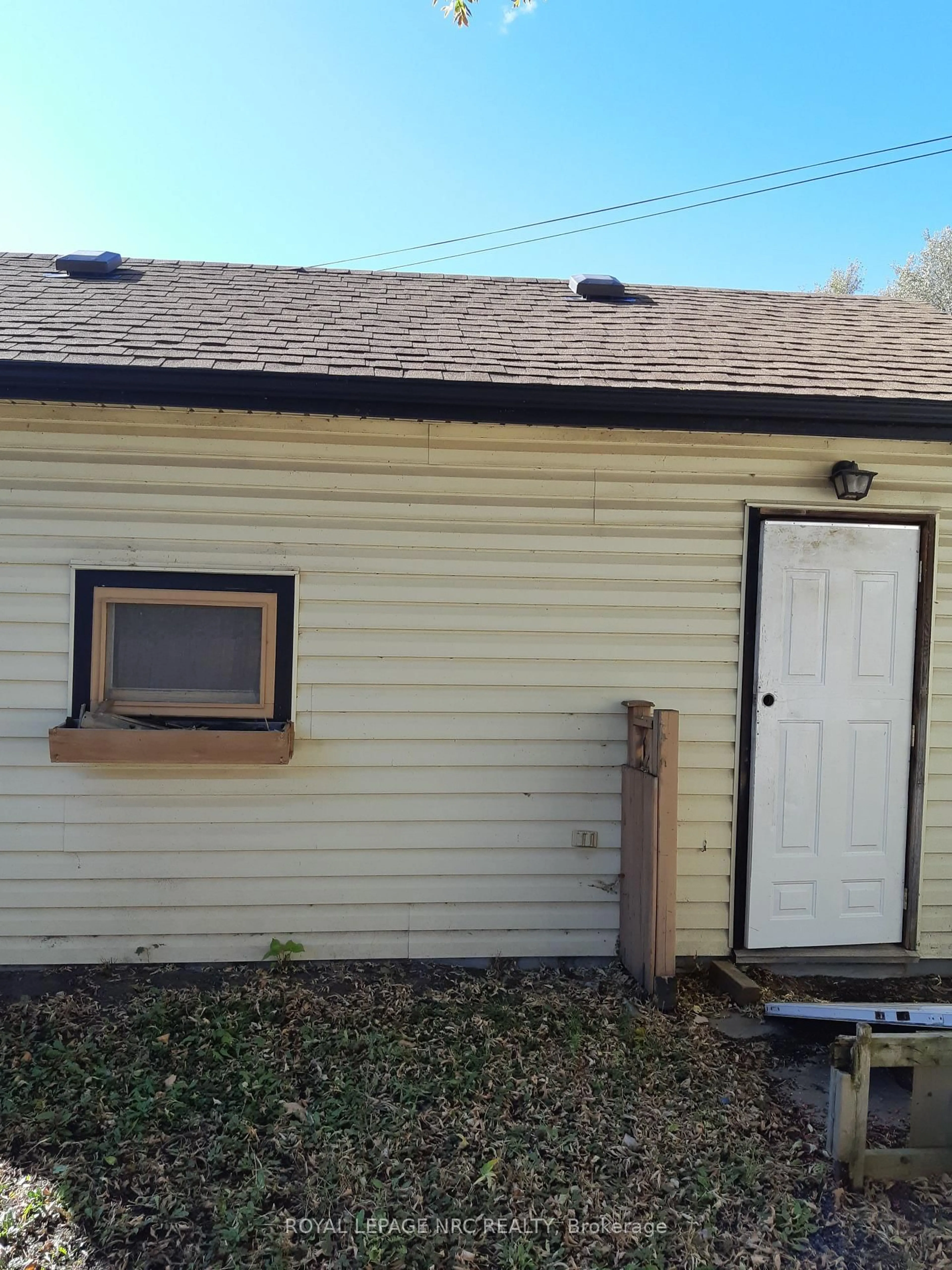 Unknown for 17 Kinnear St, Port Colborne Ontario L3K 1A7