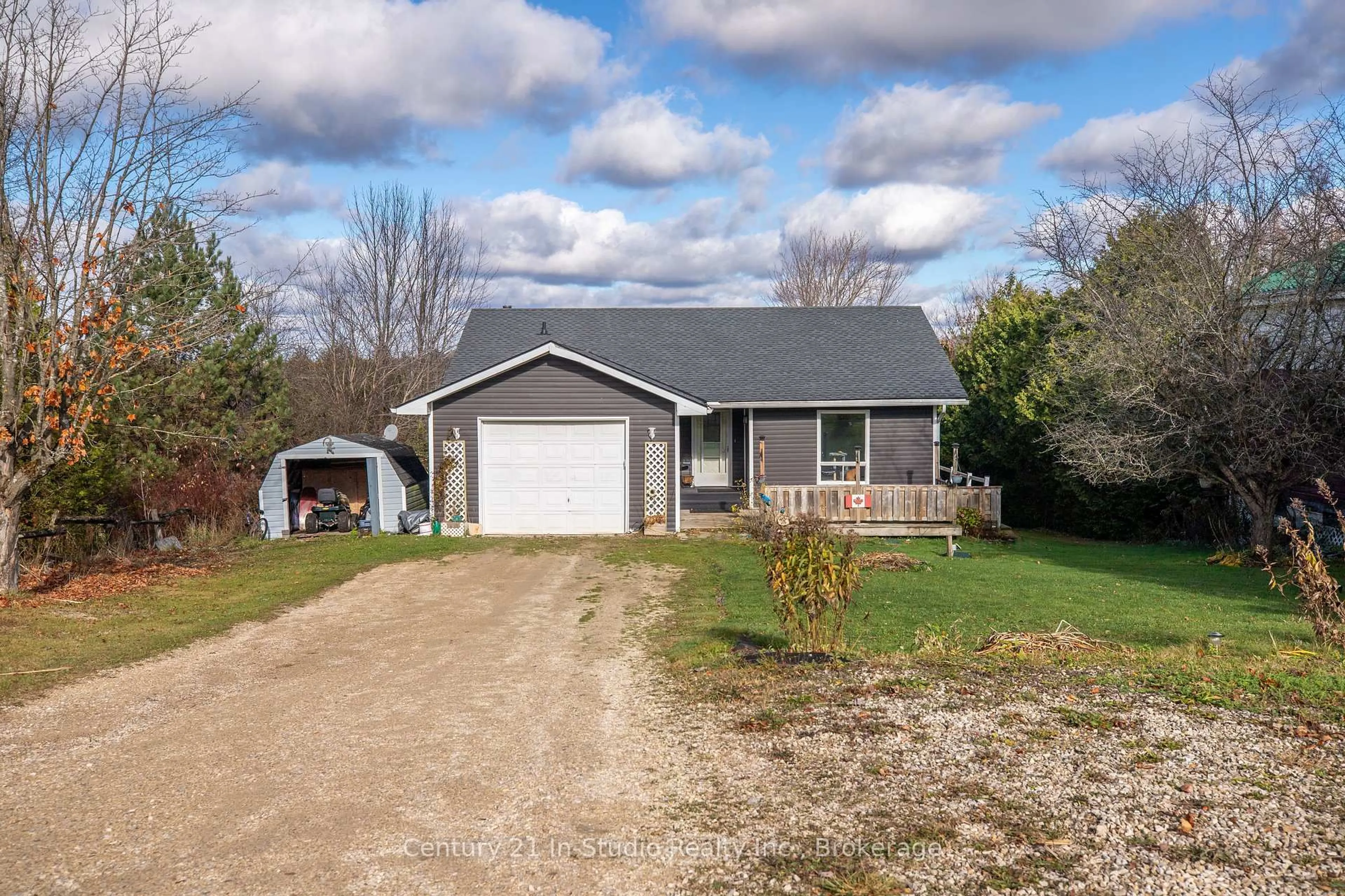 A pic from outside/outdoor area/front of a property/back of a property/a pic from drone, street for 474839 TOWNSEND LAKE Rd, West Grey Ontario N0C 1H0