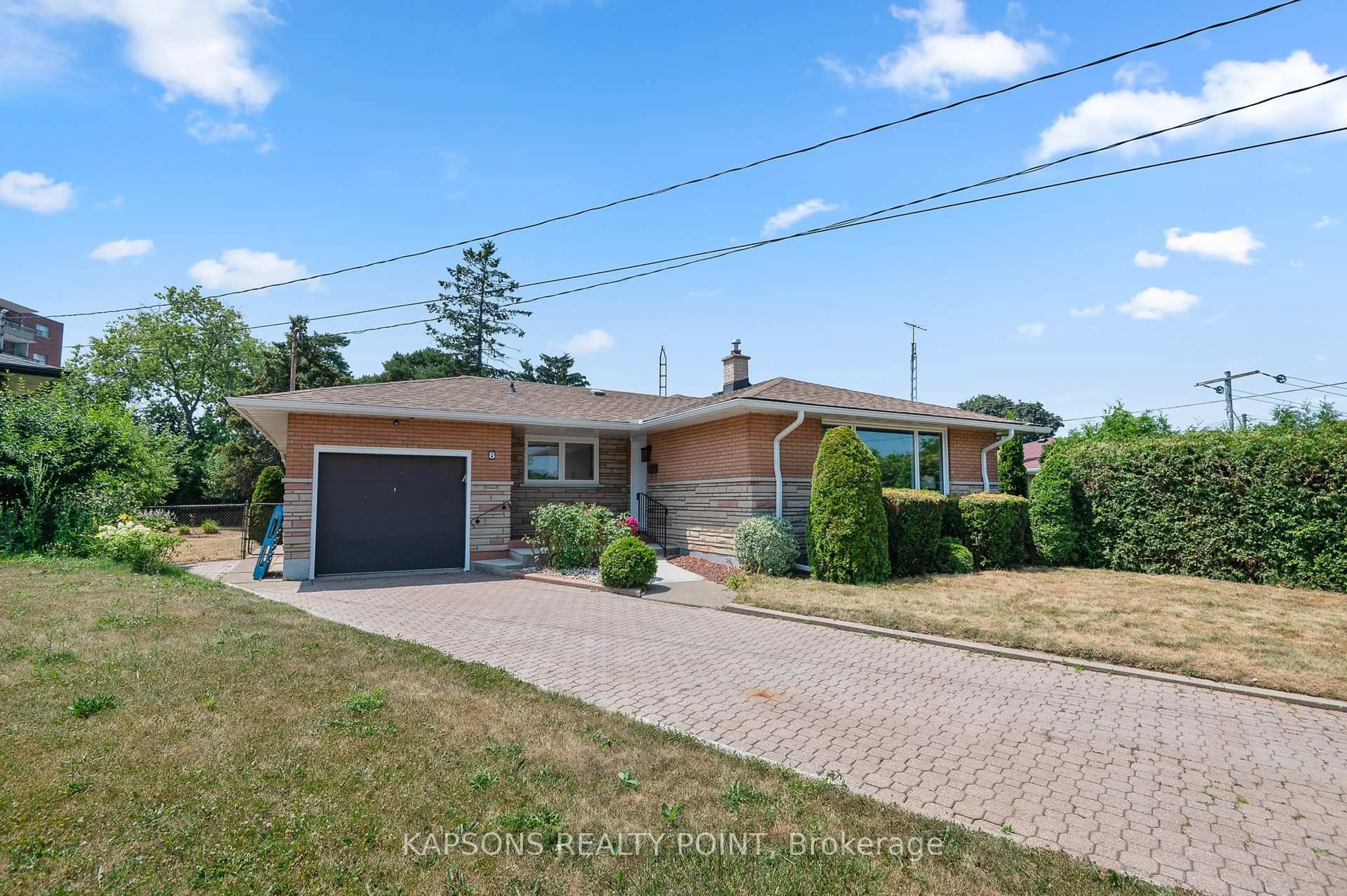 Home with brick exterior material, street for 8 Starlight Crt, Hamilton Ontario L8K 4C8