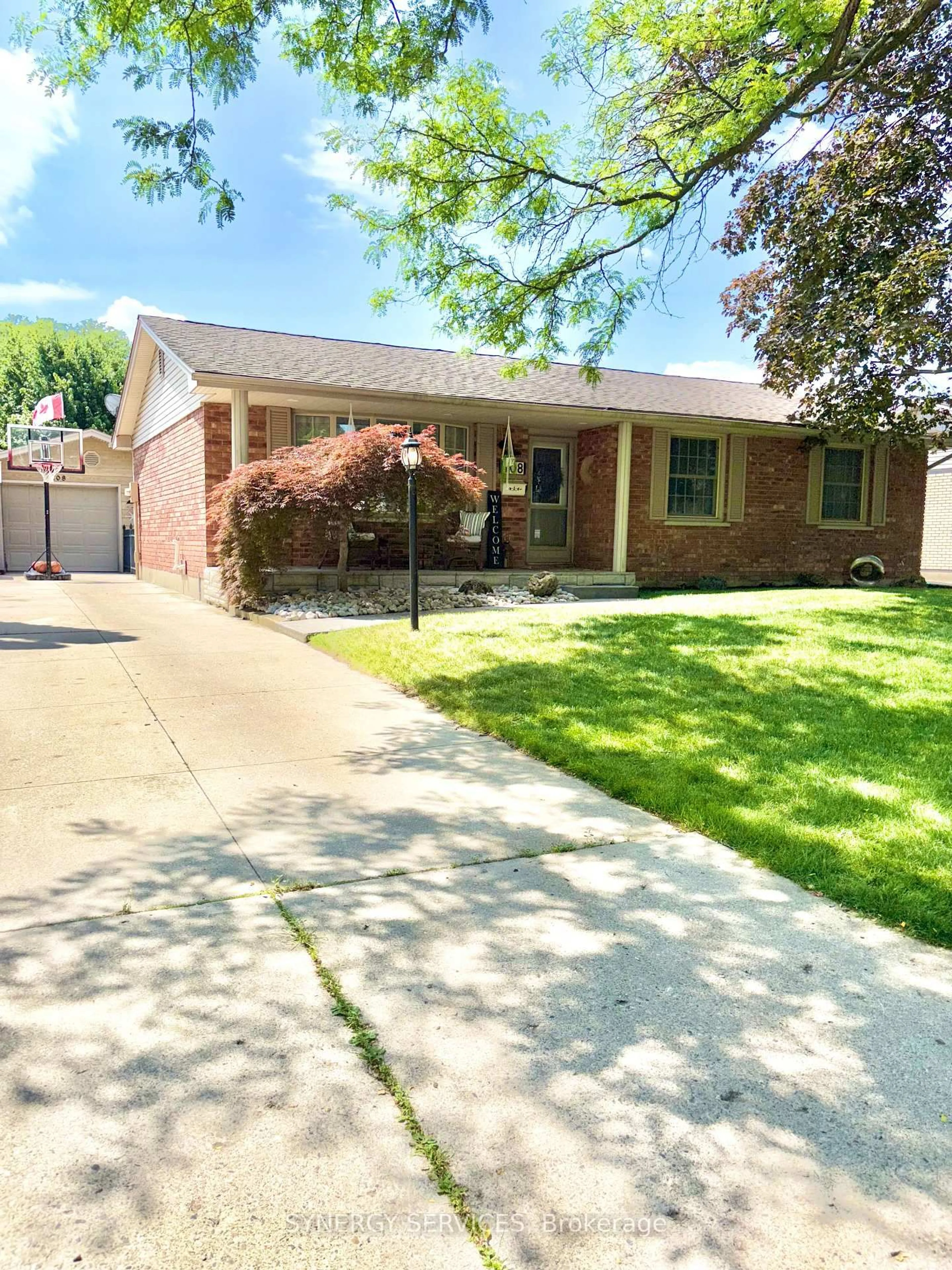 Home with brick exterior material, street for 108 Downing Cres, London South Ontario N6C 3C8