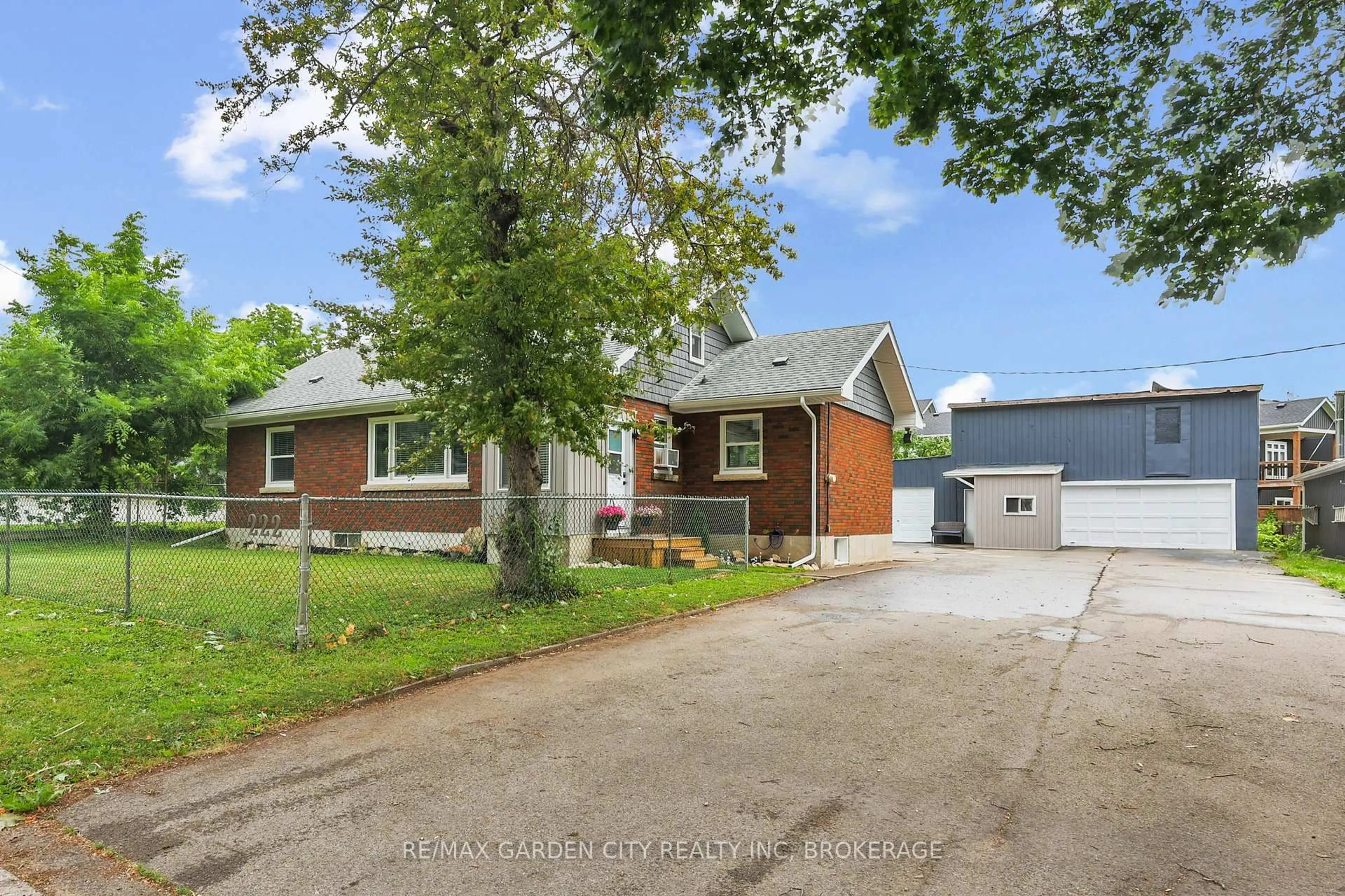 Home with brick exterior material, street for 222 Ridgeway Rd, Fort Erie Ontario L0S 1B0
