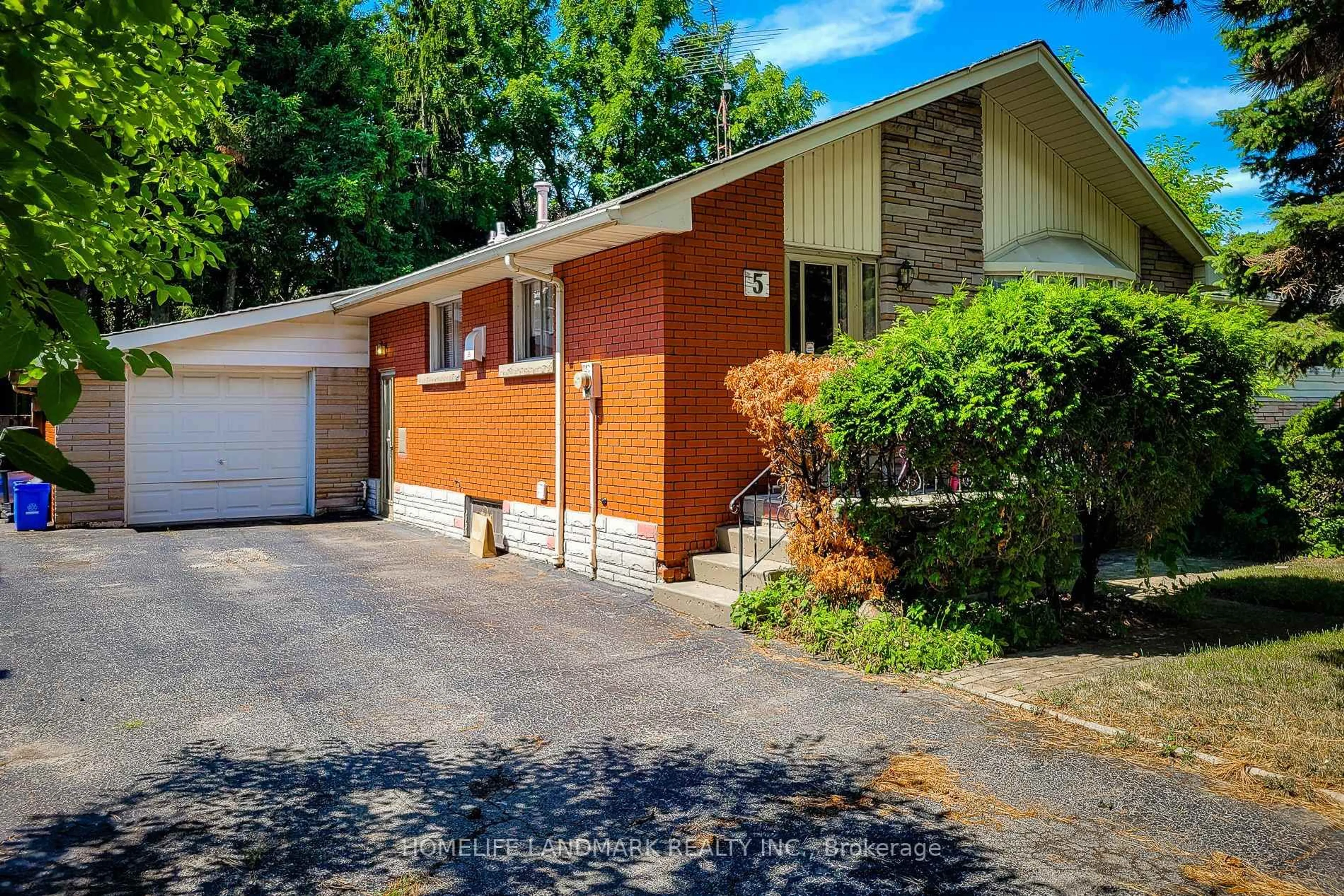 Home with brick exterior material, street for 5 Stacey St, Hamilton Ontario L9C 3W4