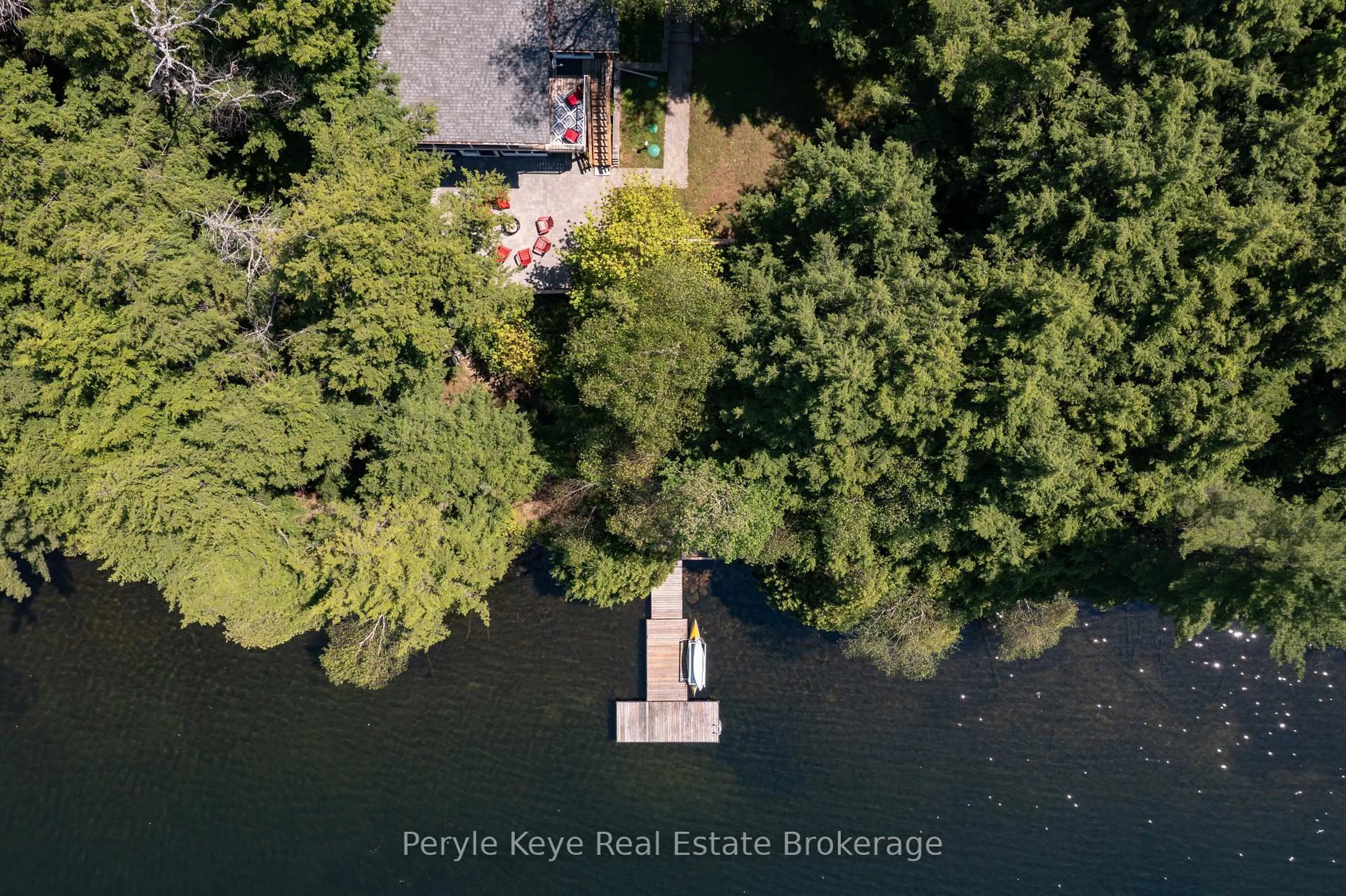 A pic from outside/outdoor area/front of a property/back of a property/a pic from drone, water/lake/river/ocean view for 110 Skyline Dr, Armour Ontario P0A 1J0