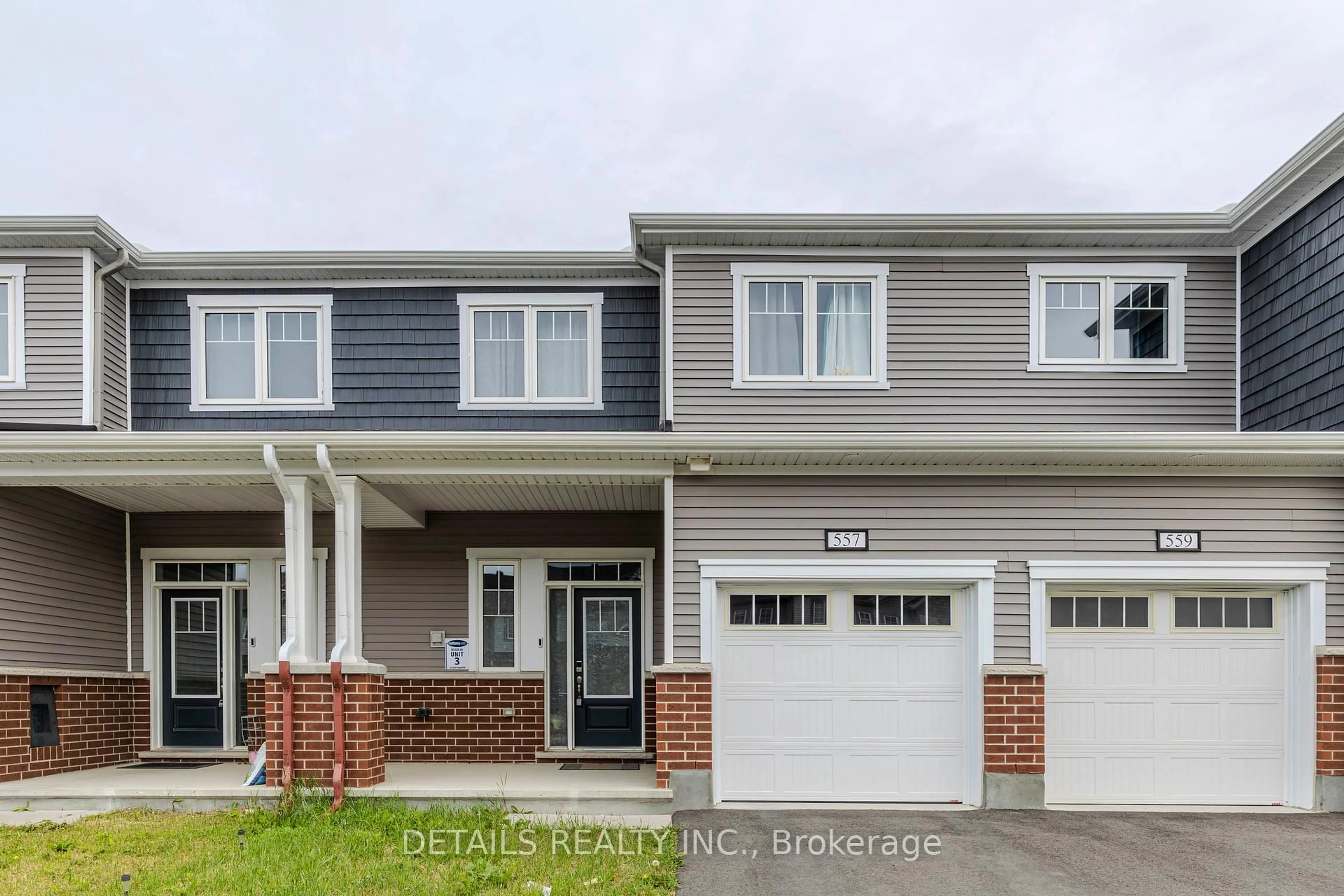 Home with vinyl exterior material, street for 557 Flagstaff Dr, Ottawa Ontario K2J 6T5