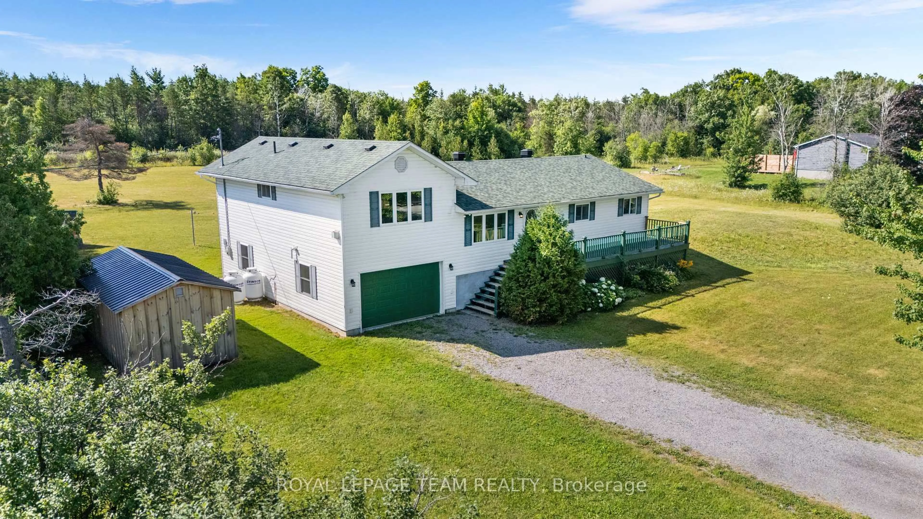A pic from outside/outdoor area/front of a property/back of a property/a pic from drone, unknown for 590 Scotch Line Rd, North Grenville Ontario K0G 1S0