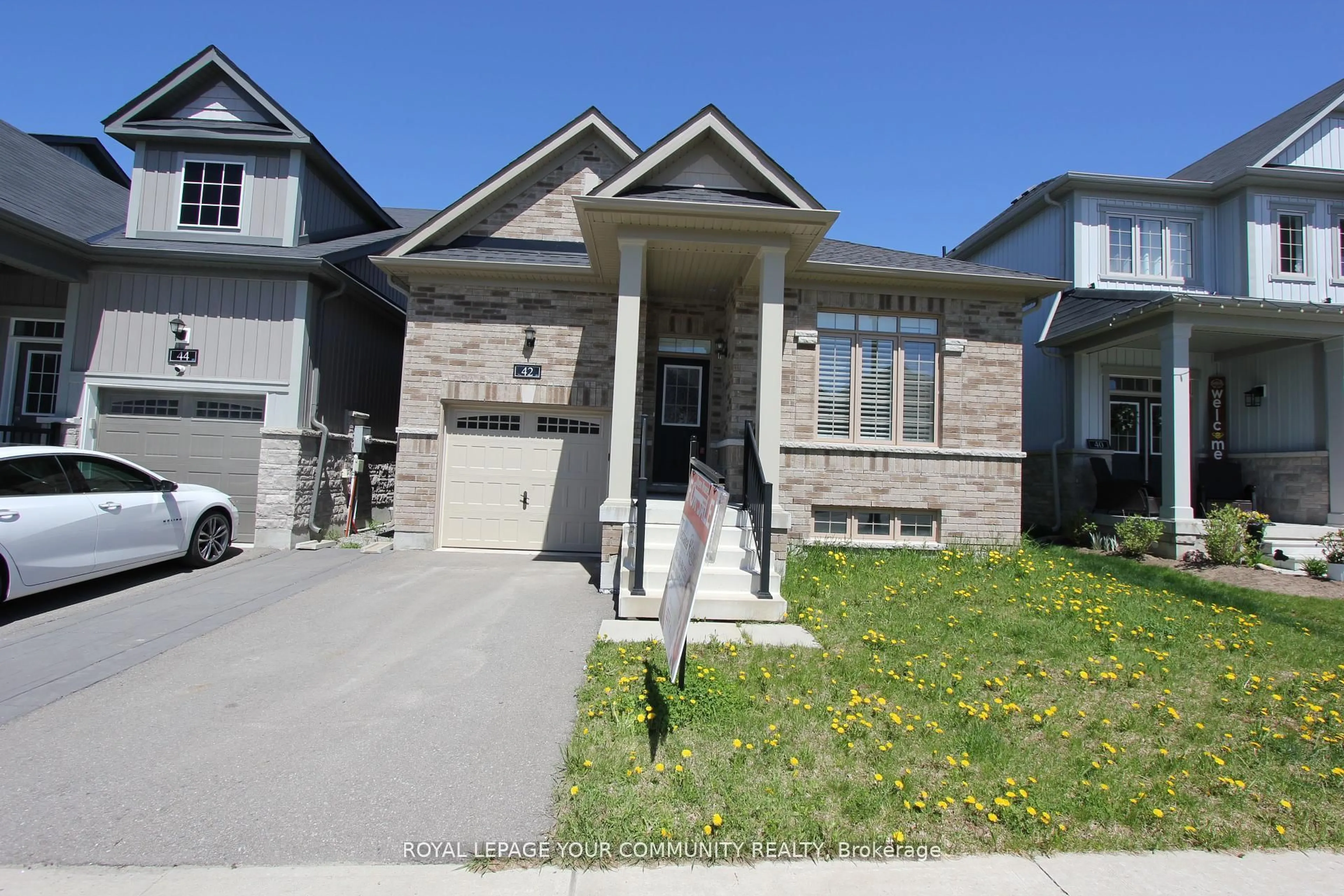 Home with brick exterior material, street for 42 Northhill Ave, Cavan Monaghan Ontario L4A 1G0