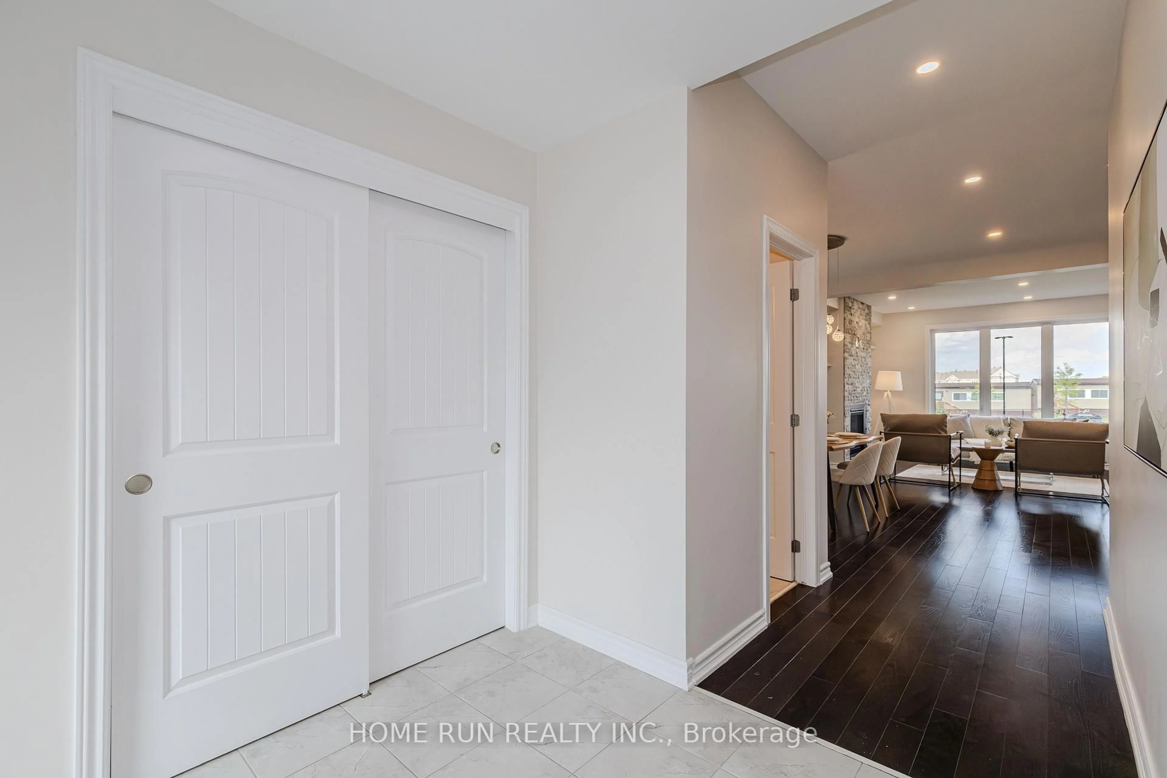 Indoor entryway for 240 Alex Polowin Ave, Ottawa Ontario K2J 6E6
