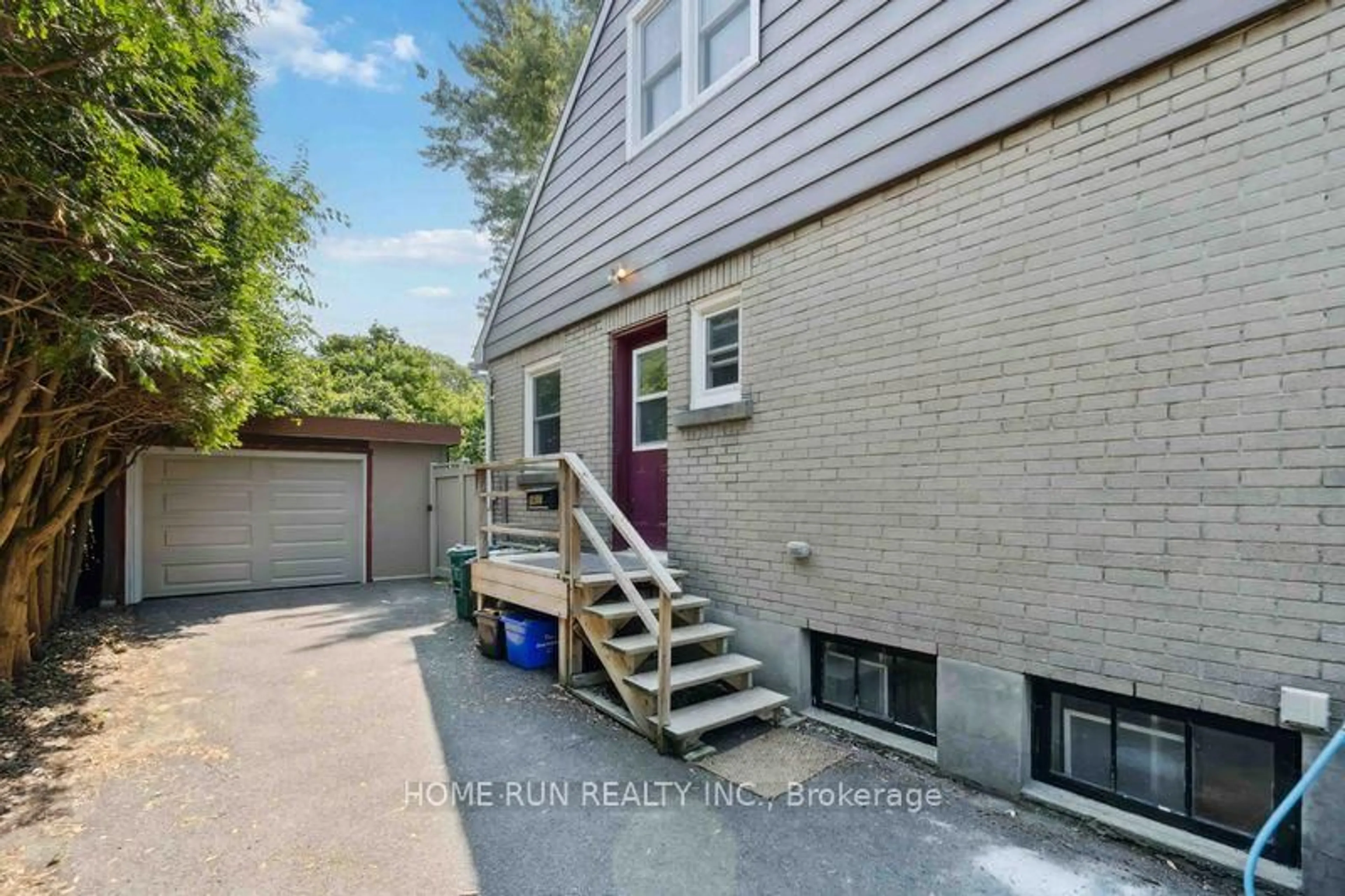 Unknown for 1617 DORION Ave, Ottawa Ontario K1G 0J7