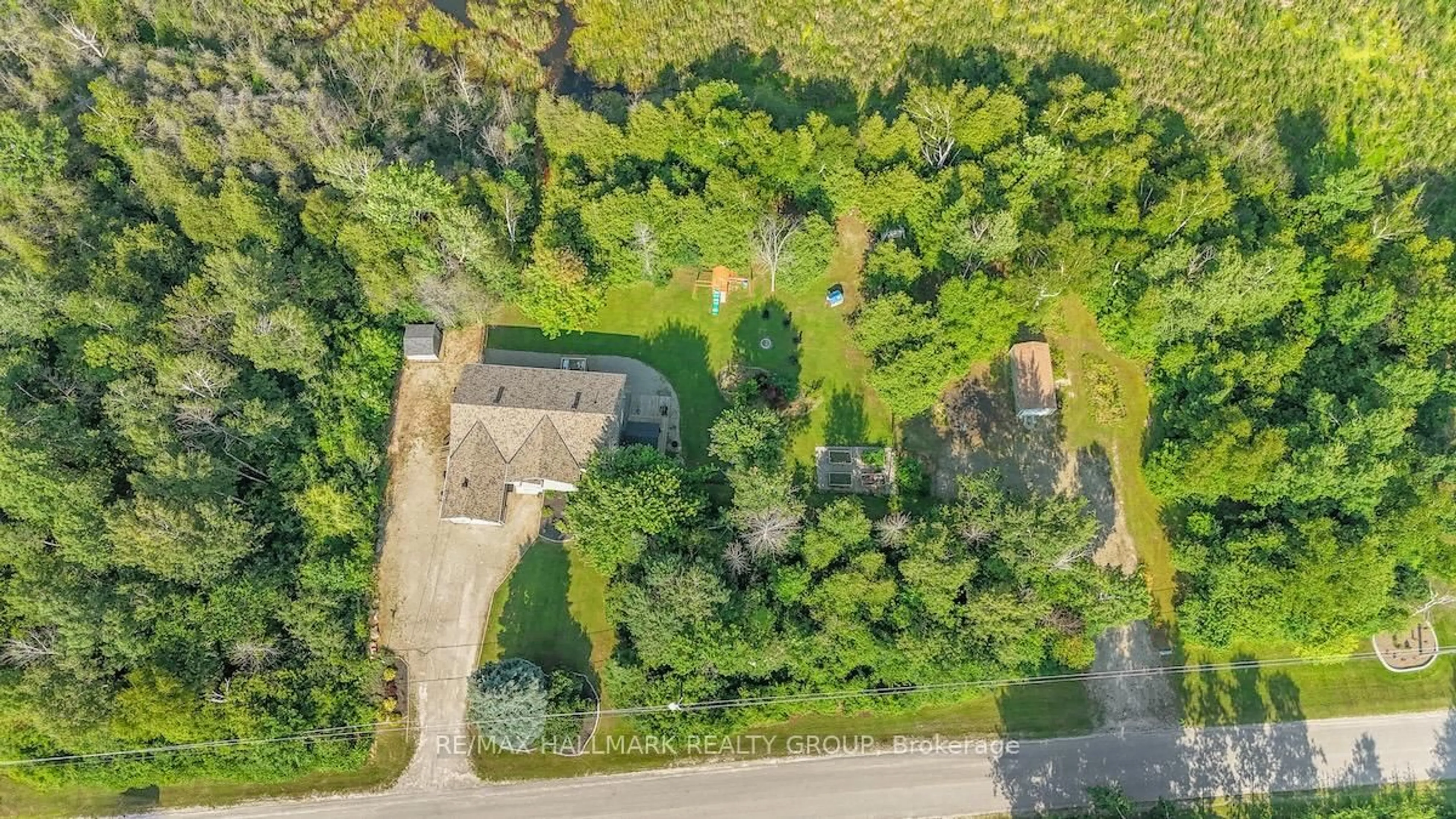 A pic from outside/outdoor area/front of a property/back of a property/a pic from drone, street for 6 Birch Lane, Rideau Lakes Ontario K7A 5B8