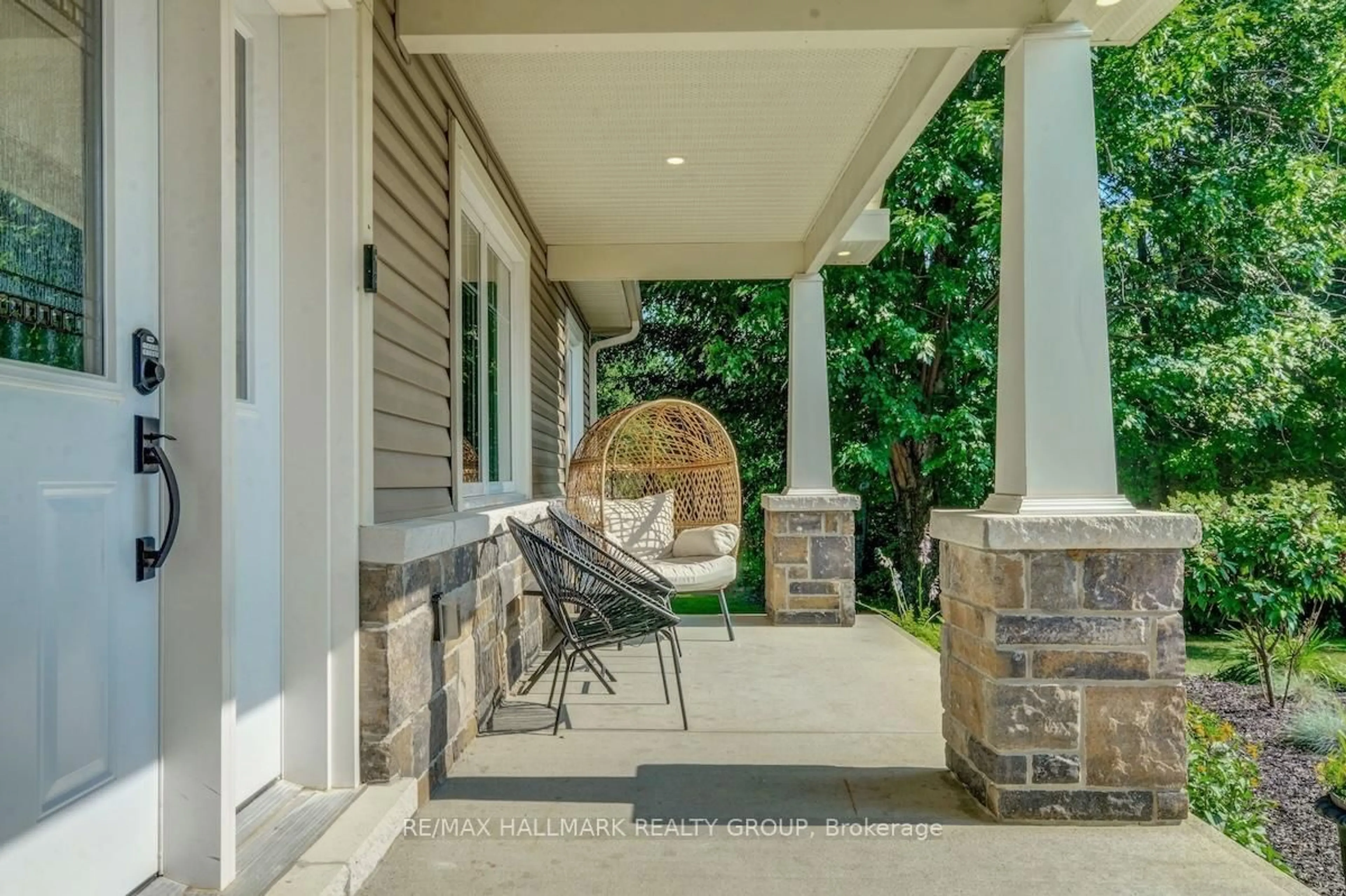 Patio, street for 6 Birch Lane, Rideau Lakes Ontario K7A 5B8