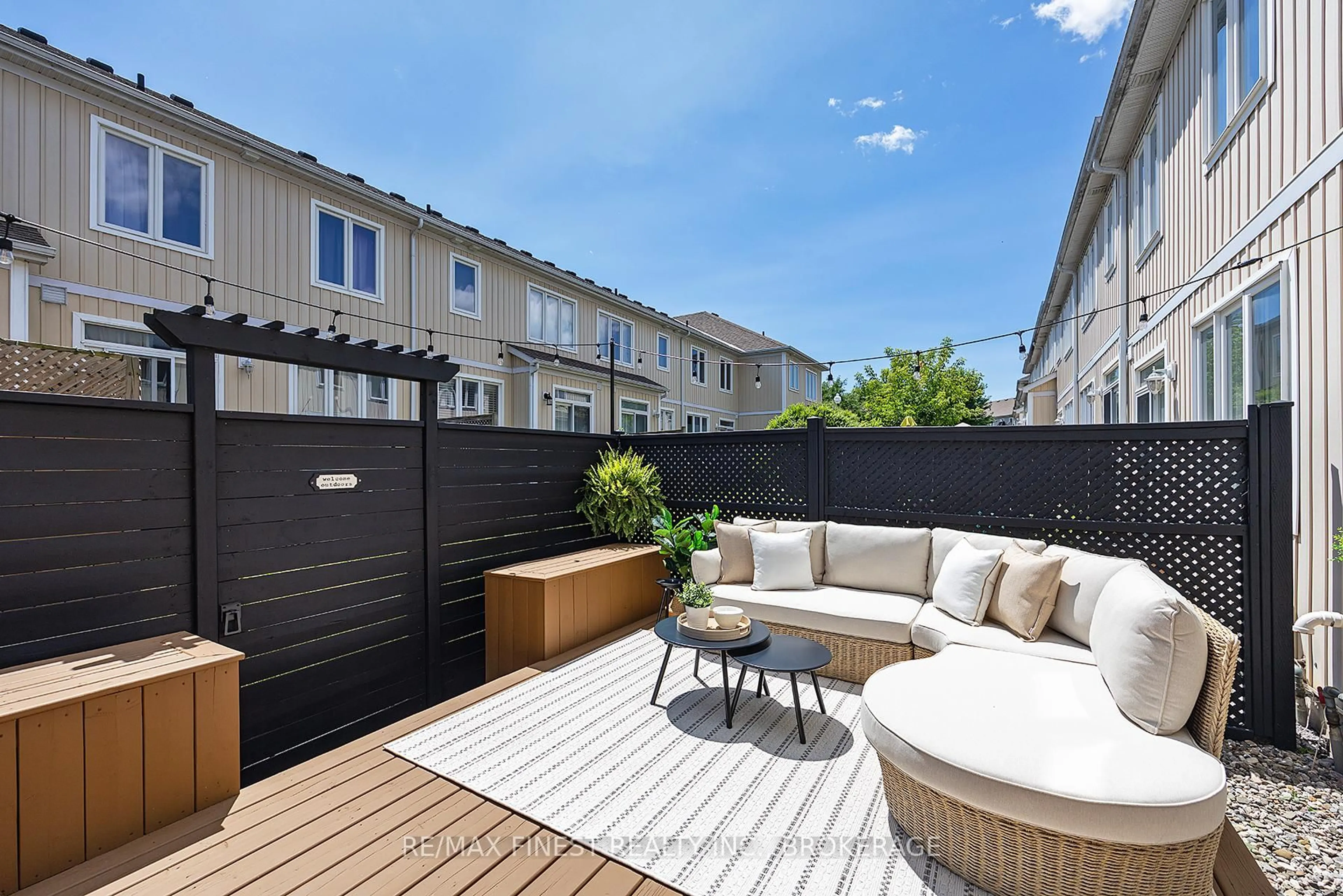 Patio, street for 849 Newmarket Lane, Kingston Ontario K7K 0C8