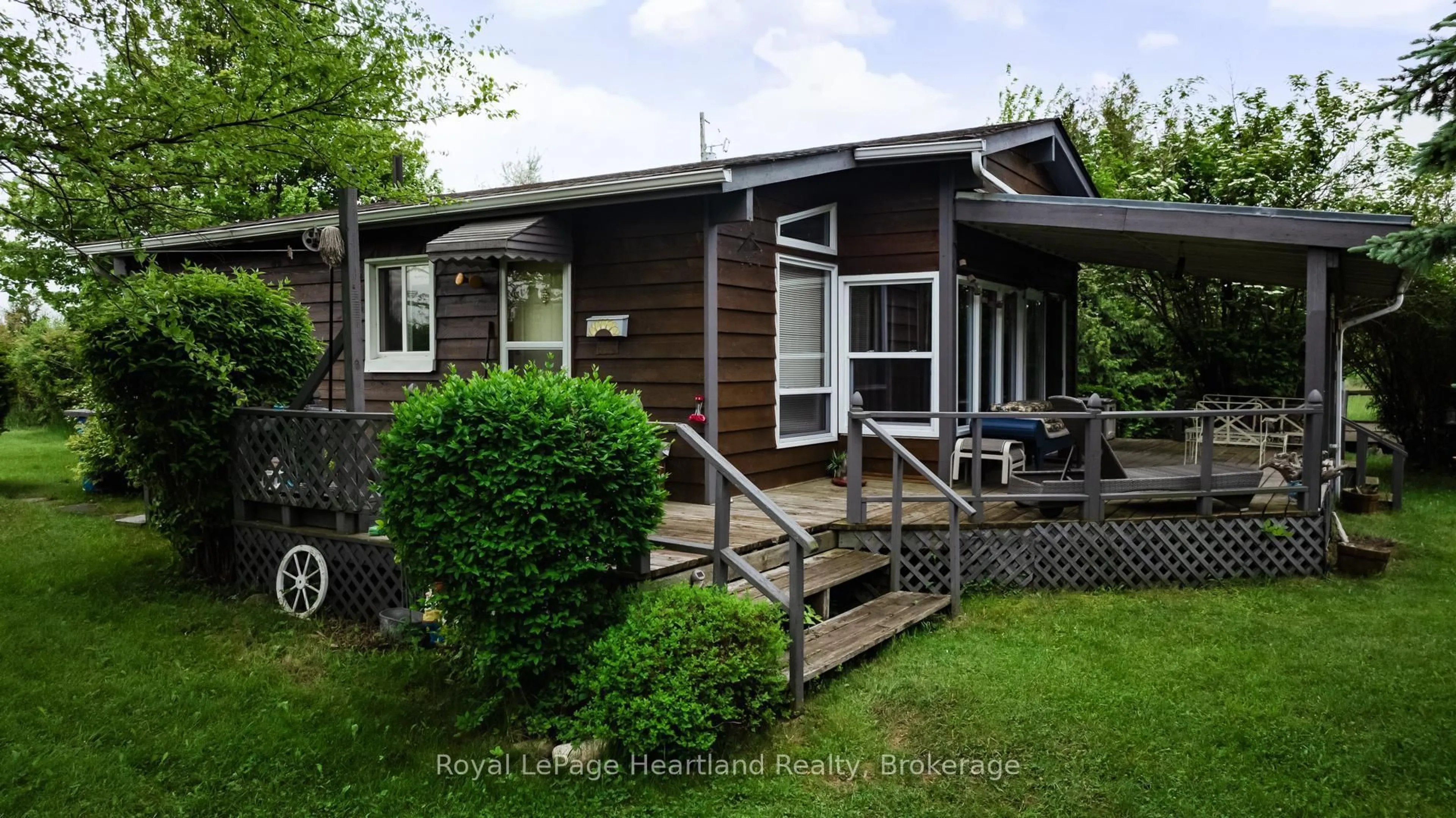 Unknown for 35 Huron St, Ashfield-Colborne-Wawanosh Ontario N7A 3X9
