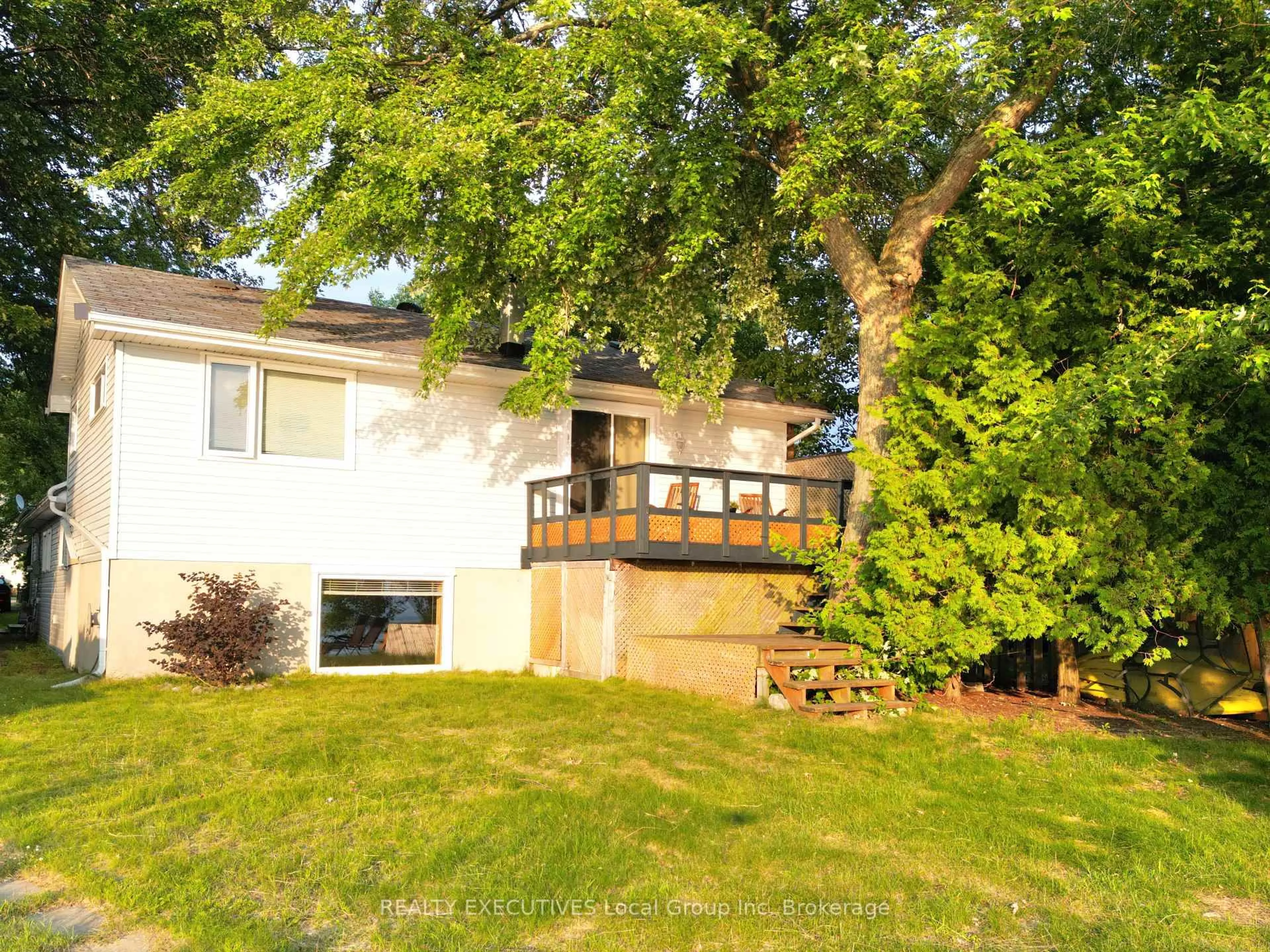 A pic from outside/outdoor area/front of a property/back of a property/a pic from drone, unknown for 477 Lakeshore Dr, North Bay Ontario P1A 2E2