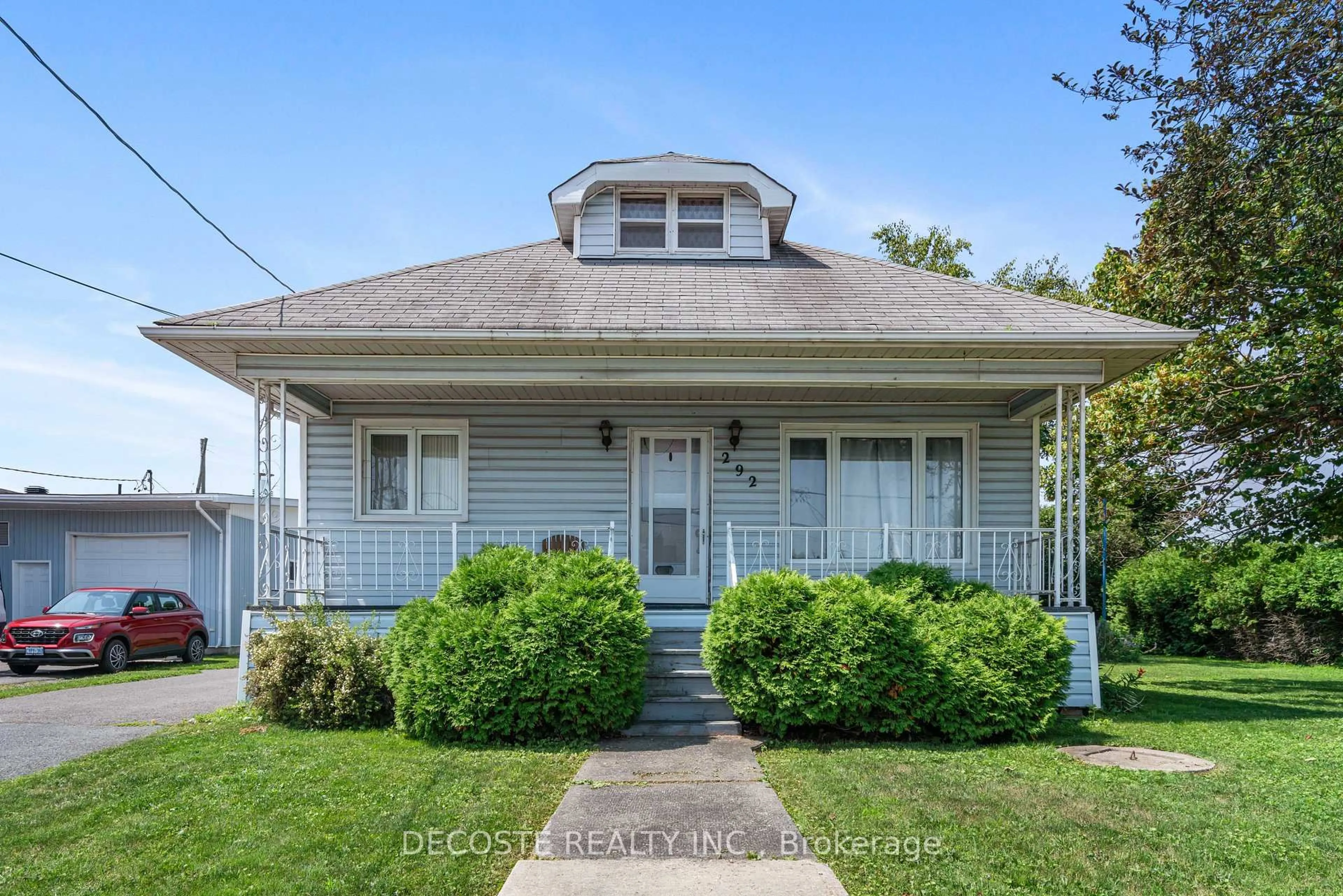 Home with vinyl exterior material, street for 292 Main St, North Glengarry Ontario K0C 1A0