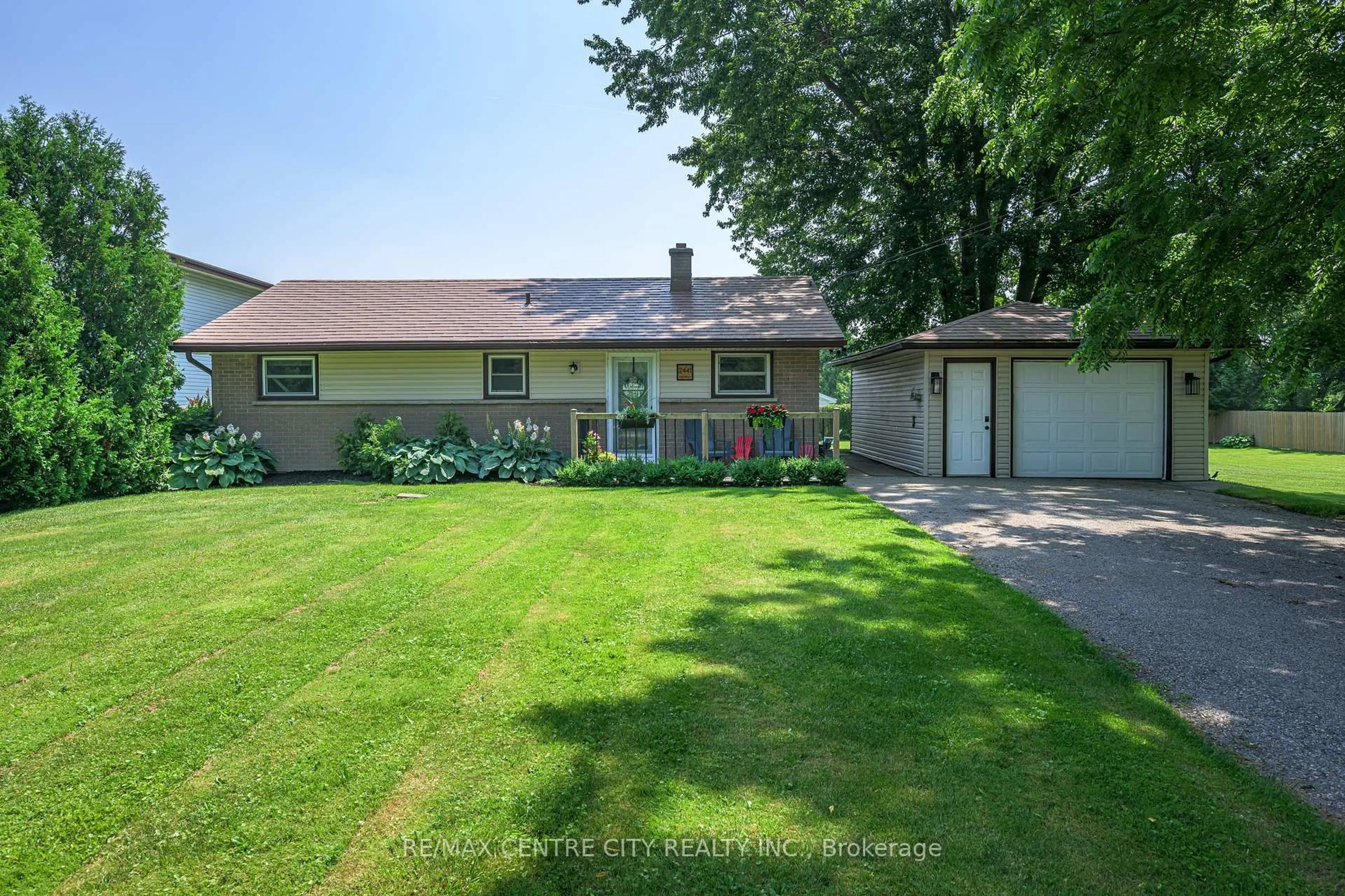 A pic from outside/outdoor area/front of a property/back of a property/a pic from drone, street for 2441 HAMILTON Rd, Thames Centre Ontario N0L 1G5