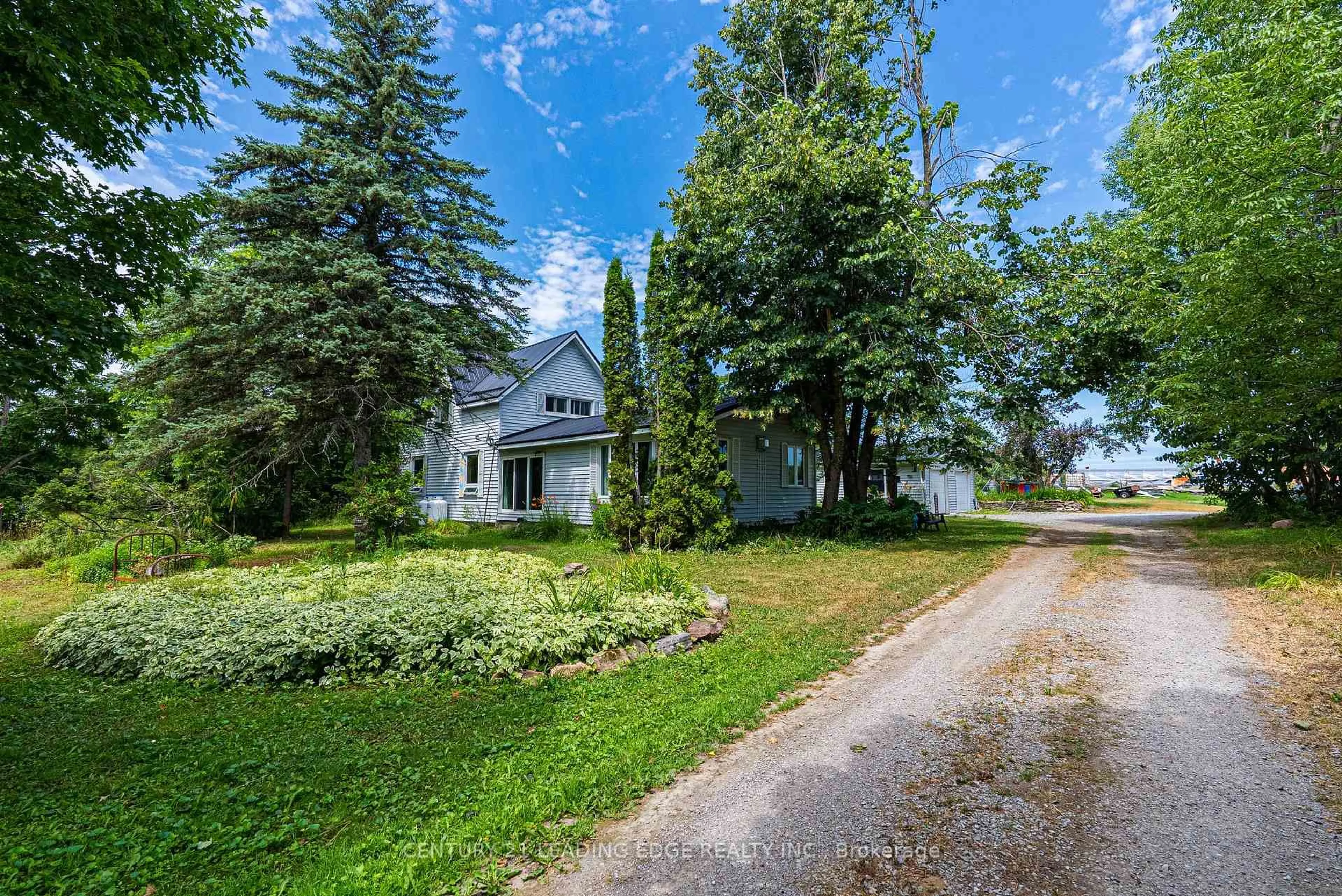Patio, street for 4077 Monck Rd, Kawartha Lakes Ontario K0M 1K0