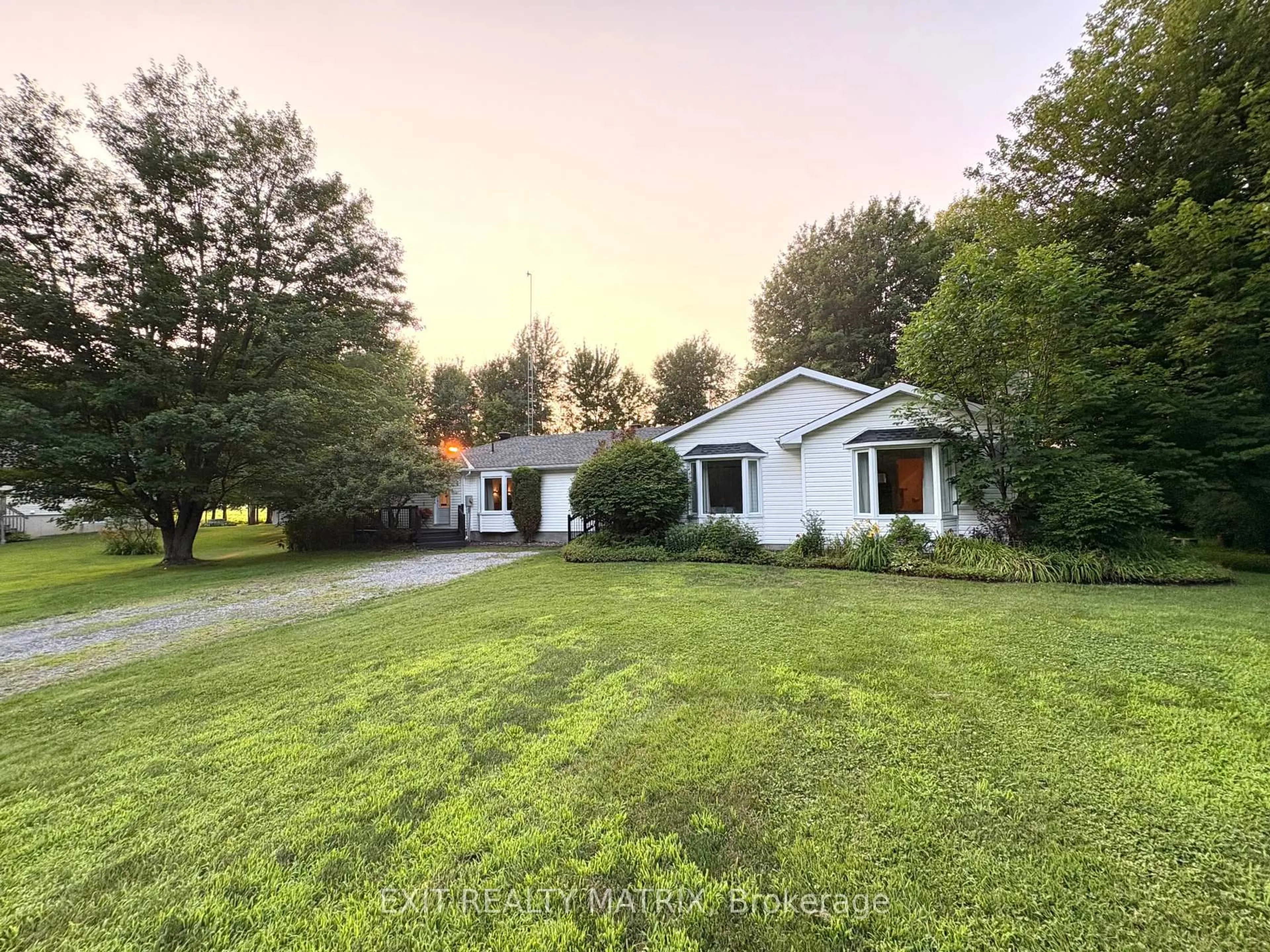 A pic from outside/outdoor area/front of a property/back of a property/a pic from drone, street for 39 Seguinbourg St, The Nation Ontario K0A 1M0