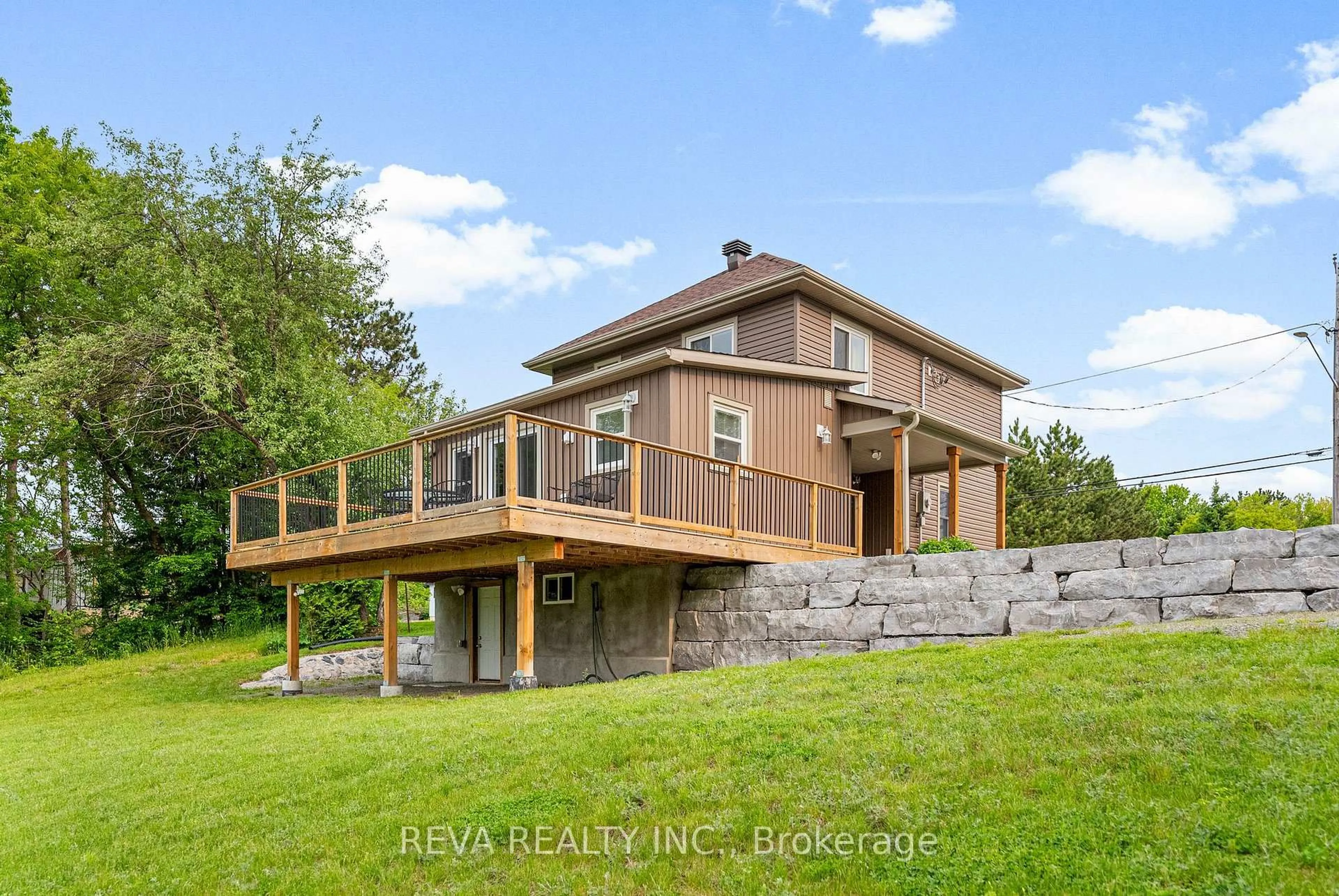 Unknown for 83 Siberia Rd, Barry's Bay Ontario K0J 1B0
