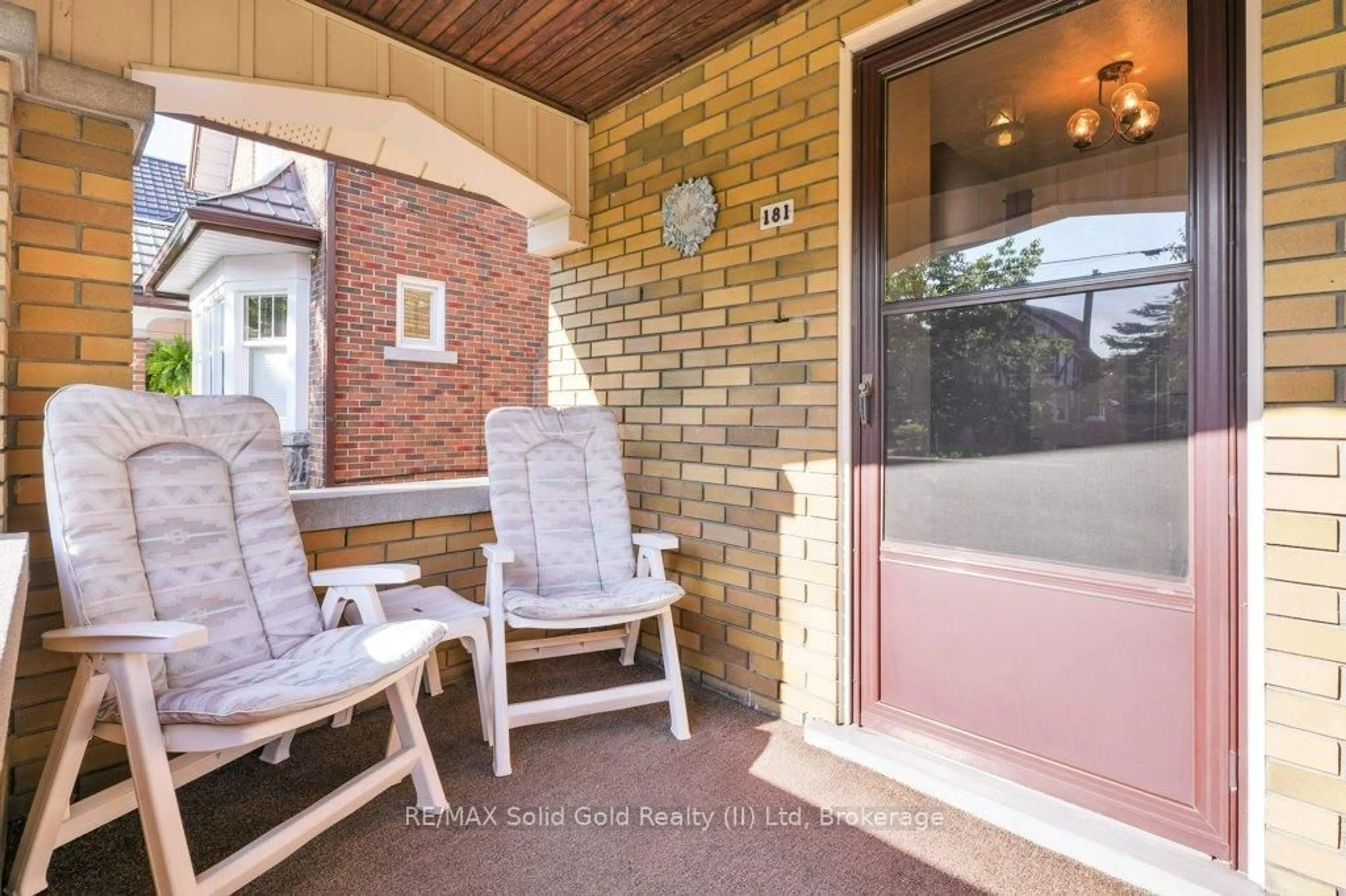 Patio, street for 181 Lydia St, Kitchener Ontario N2H 1V9