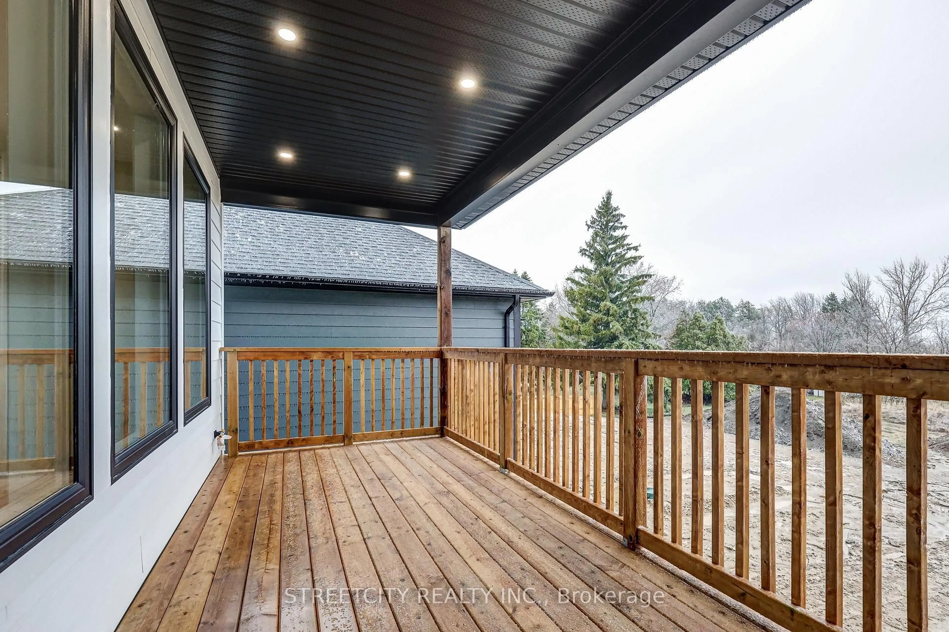 Patio, unknown for 8074 Union Rd, Southwold Ontario N0L 1K0