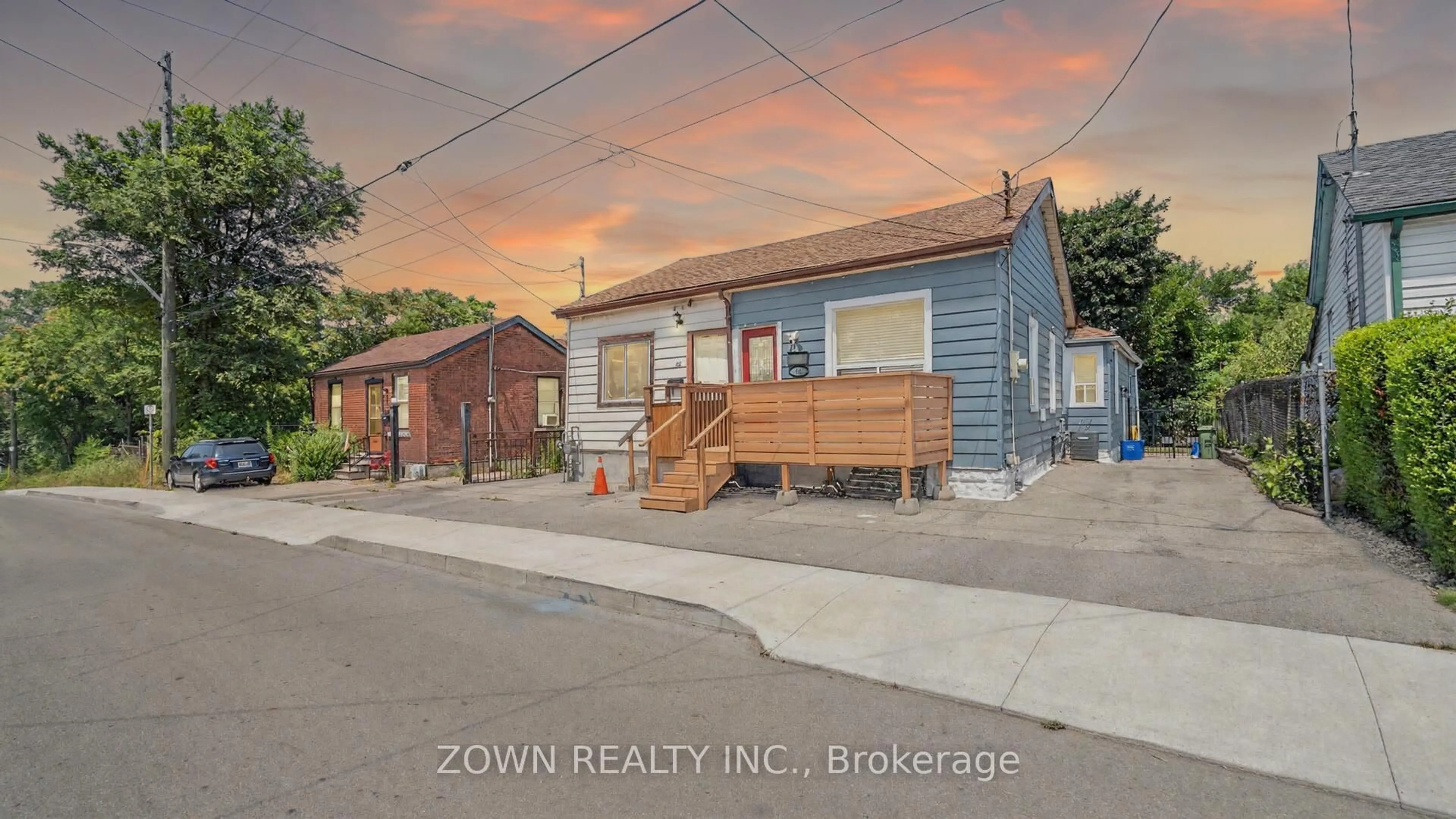 A pic from outside/outdoor area/front of a property/back of a property/a pic from drone, street for 64 Sheaffe St, Hamilton Ontario L8R 2E9
