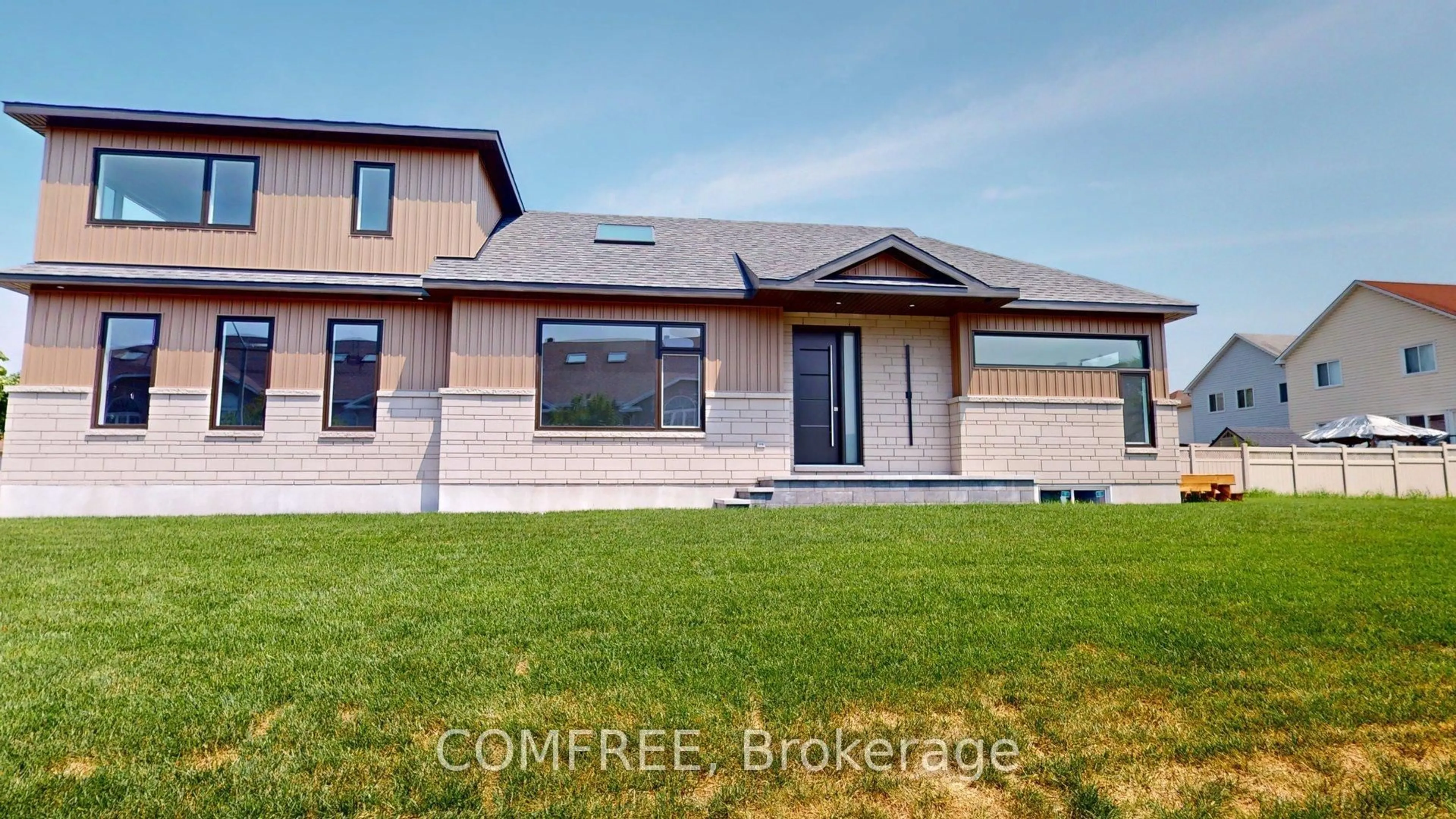 Home with brick exterior material, building for 6584 Windsong Ave, Orleans Ontario K1C 6M9