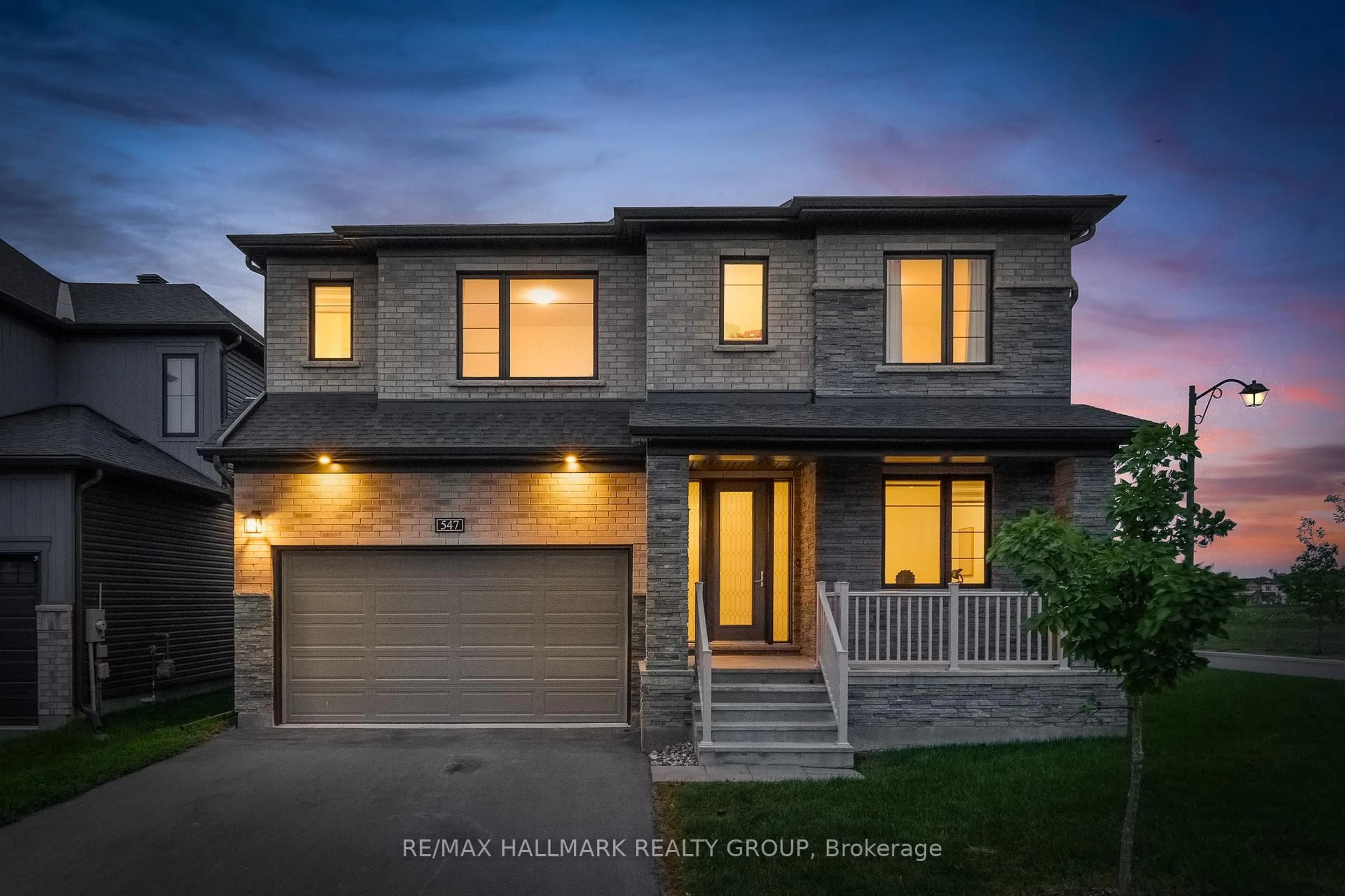 Home with brick exterior material, street for 547 Anchor Circ, Ottawa Ontario K4M 0N4