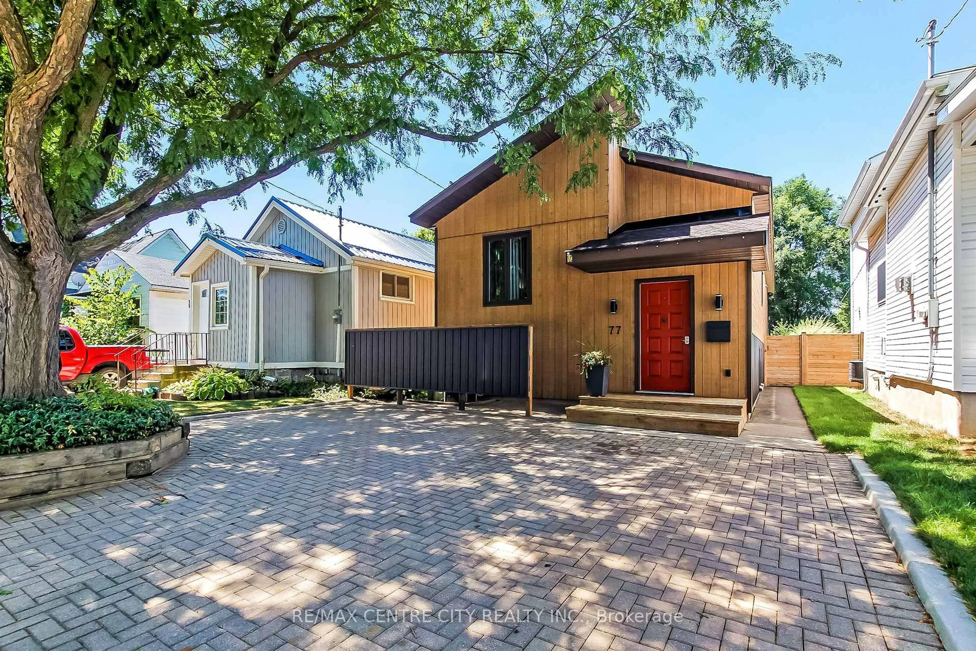 Home with brick exterior material, street for 77 Glenwood Ave #Av., London East Ontario N5Z 2P7