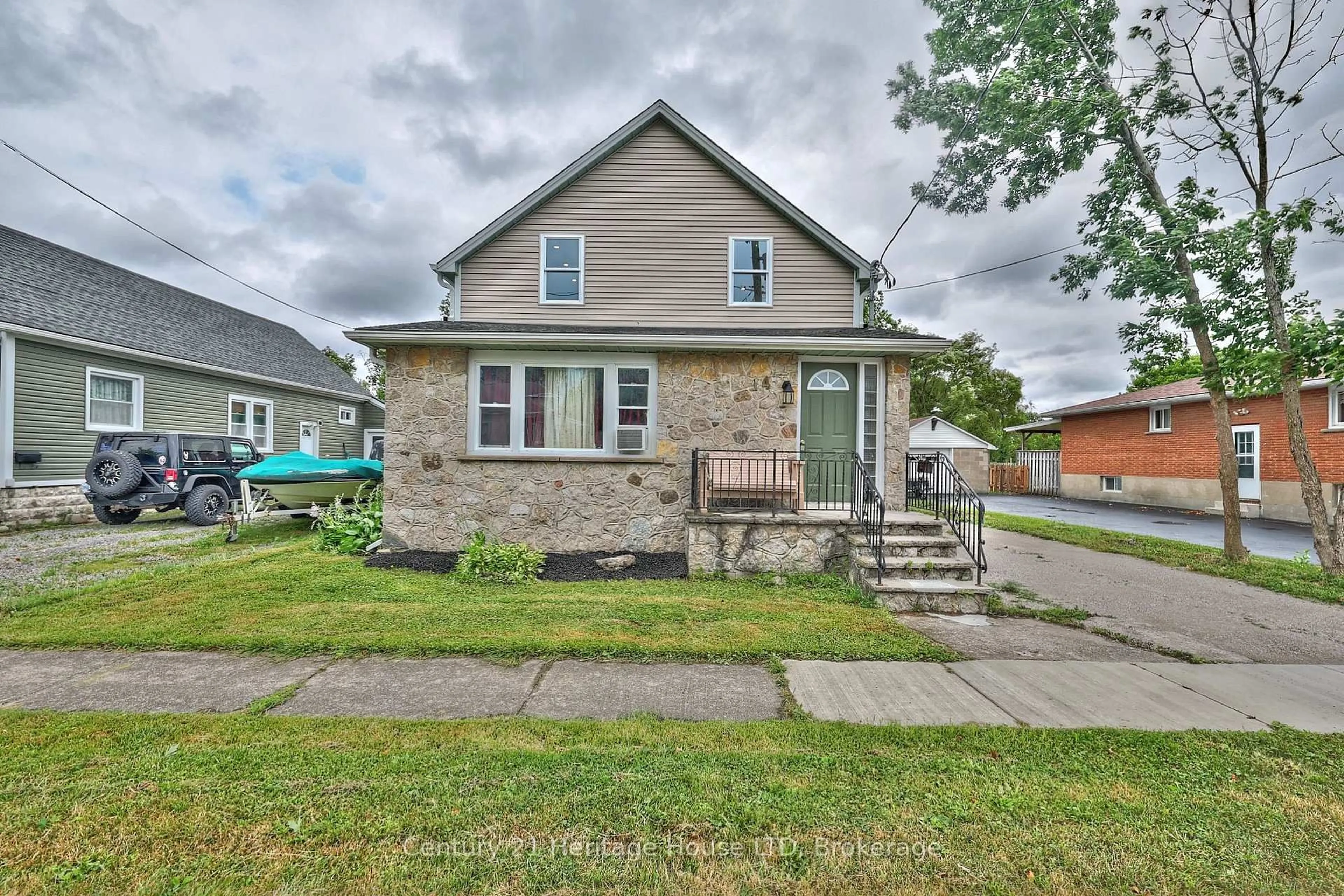 Home with brick exterior material, street for 14 Jennet St, Fort Erie Ontario L2A 4B9