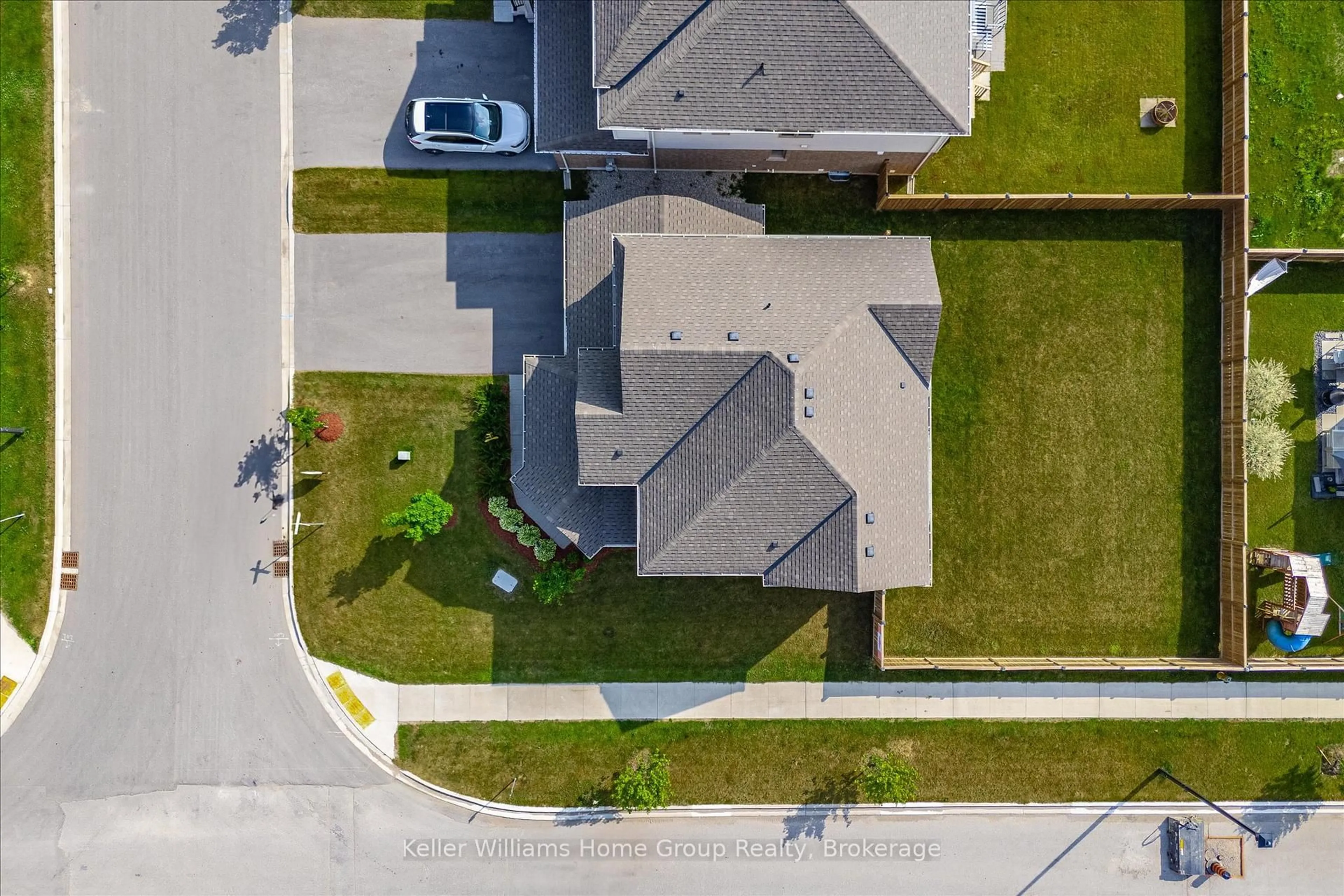 A pic from outside/outdoor area/front of a property/back of a property/a pic from drone, street for 11 Harpin Way, Centre Wellington Ontario N1M 0H2
