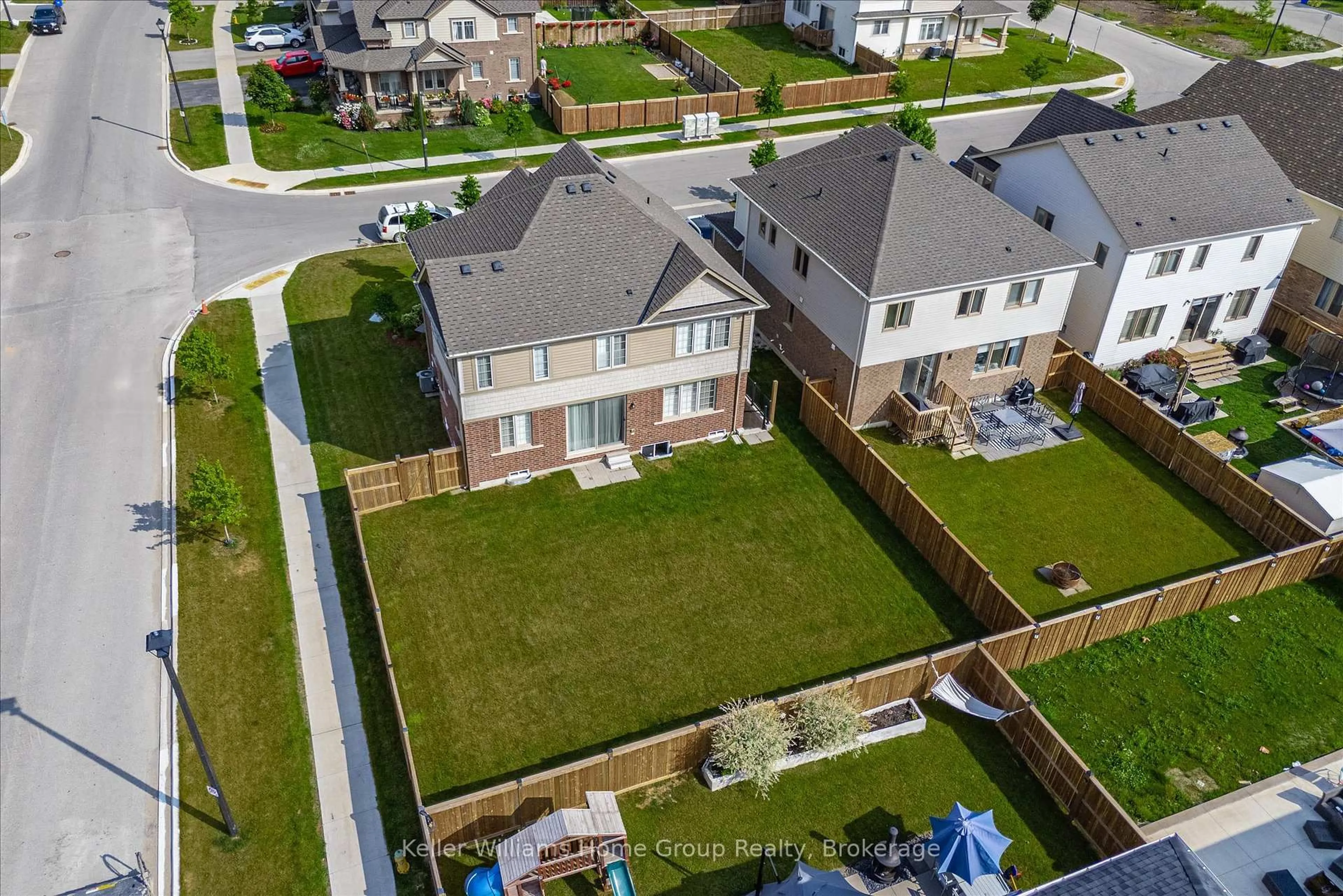 A pic from outside/outdoor area/front of a property/back of a property/a pic from drone, street for 11 Harpin Way, Centre Wellington Ontario N1M 0H2