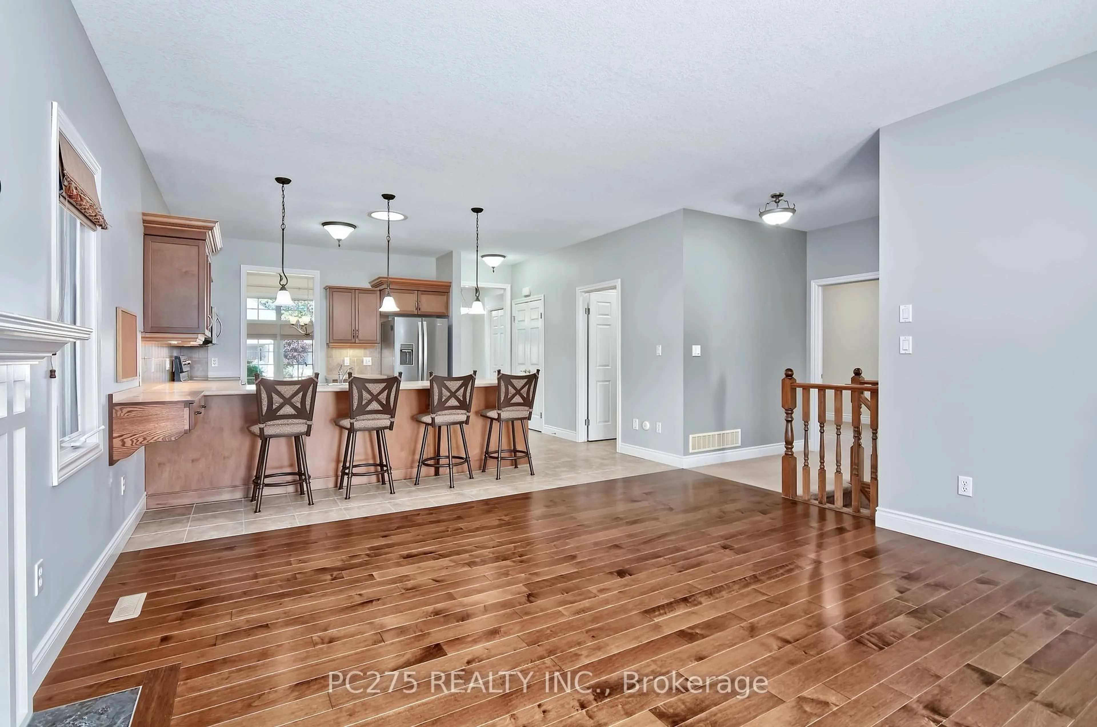 Open concept kitchen, unknown for 41 Park Pl, Tillsonburg Ontario N4G 0B8