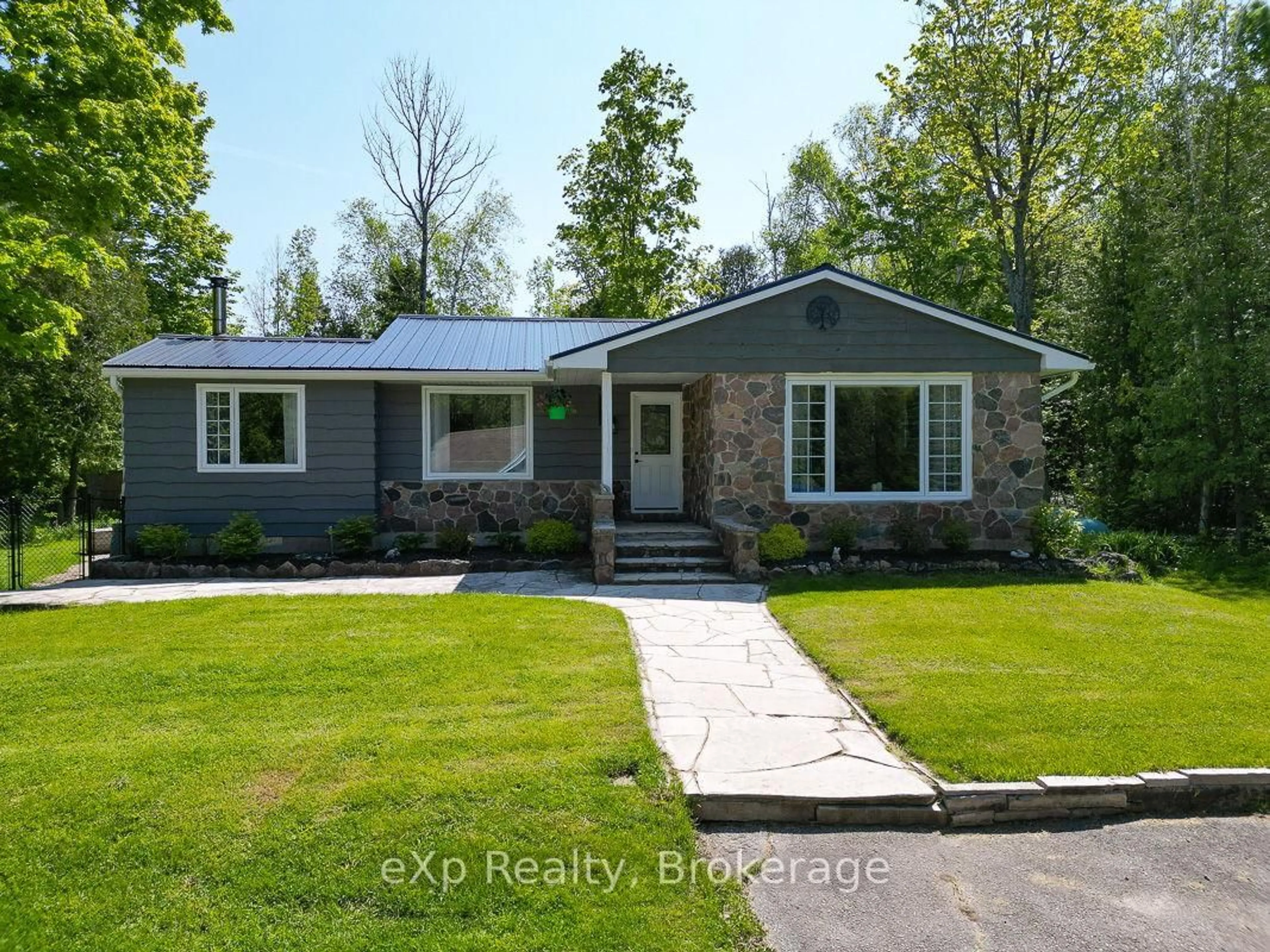 Home with vinyl exterior material, street for 35 Cardinal Ave, South Bruce Peninsula Ontario N0H 2T0