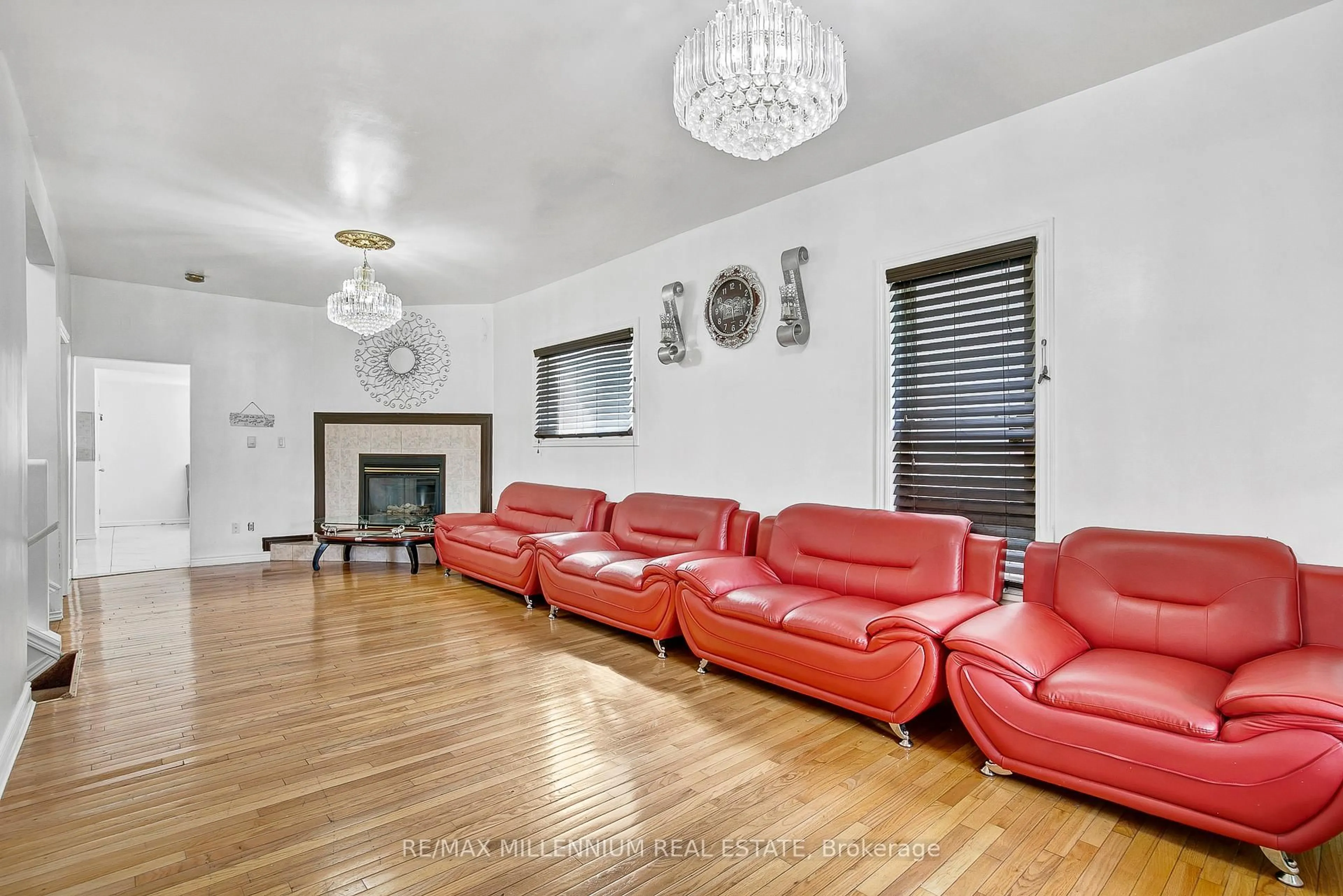 Living room with furniture, unknown for 1725 Highland Ave, Windsor Ontario N8X 3R9