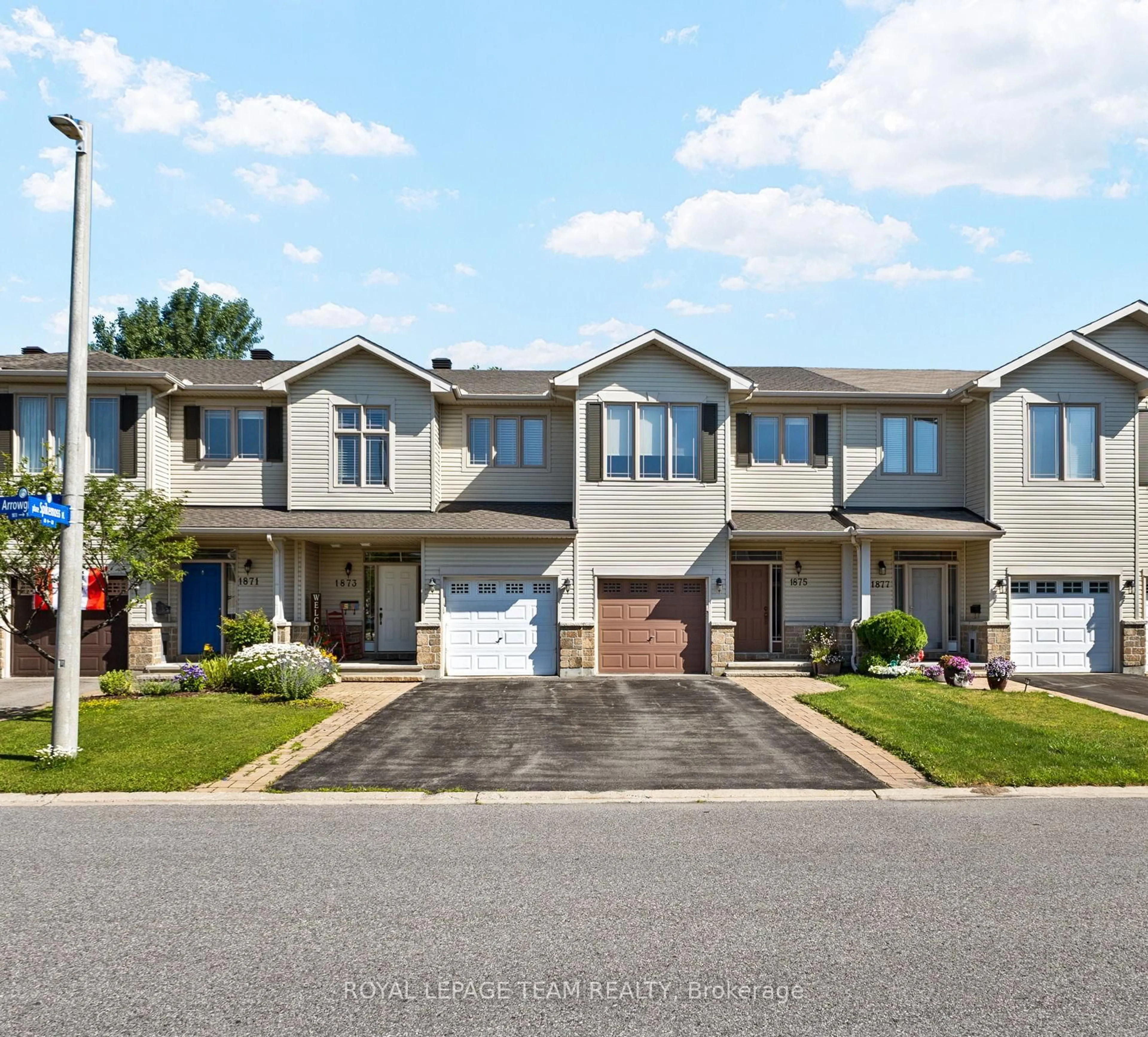 Unknown for 1879 Arrowgrass Way, Ottawa Ontario K4A 0C9