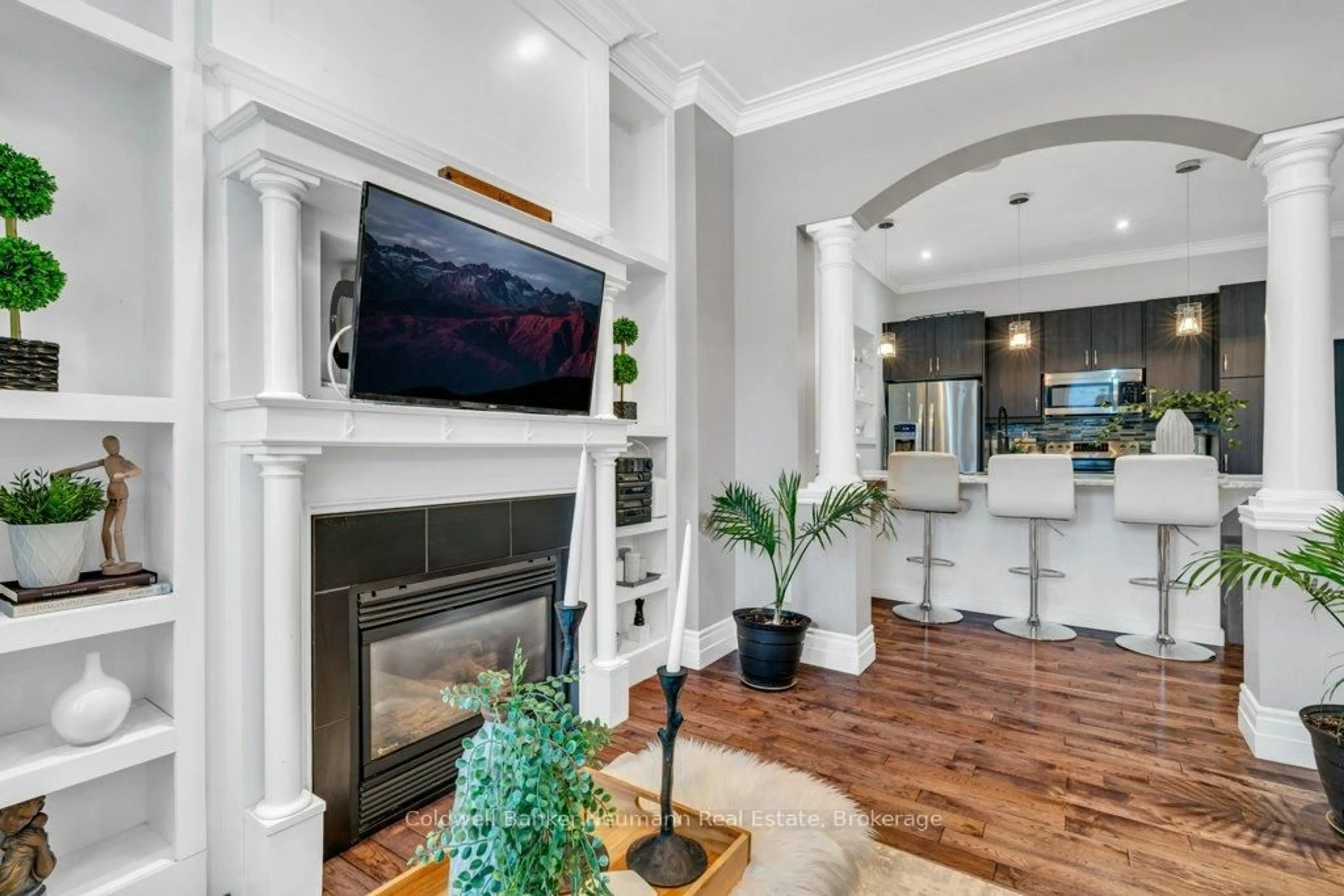 Home theater for 394 Woolwich St, Guelph Ontario N1H 3Y7