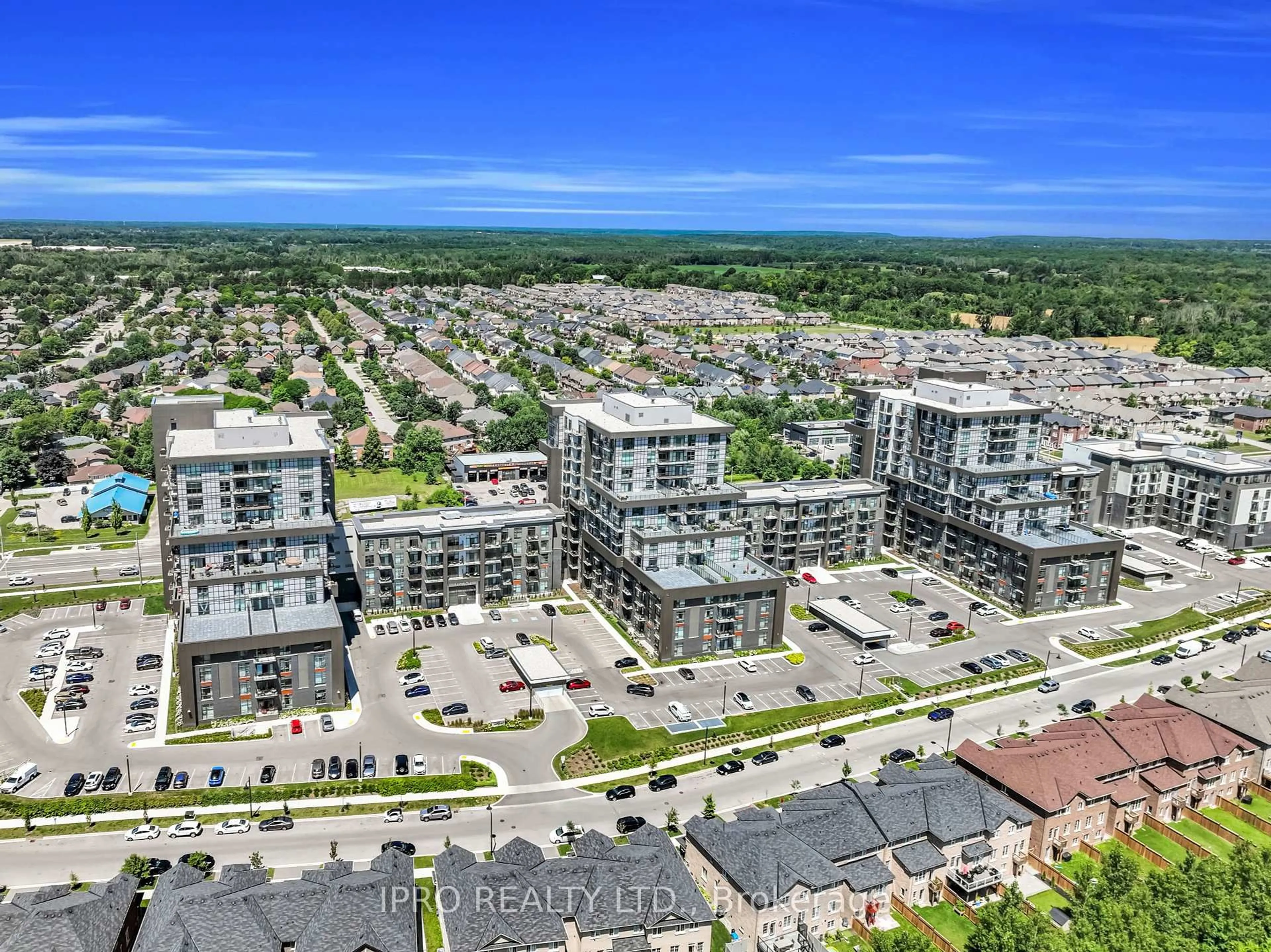 A pic from outside/outdoor area/front of a property/back of a property/a pic from drone, city buildings view from balcony for 460 DUNDAS St #402, Hamilton Ontario L8B 2A5
