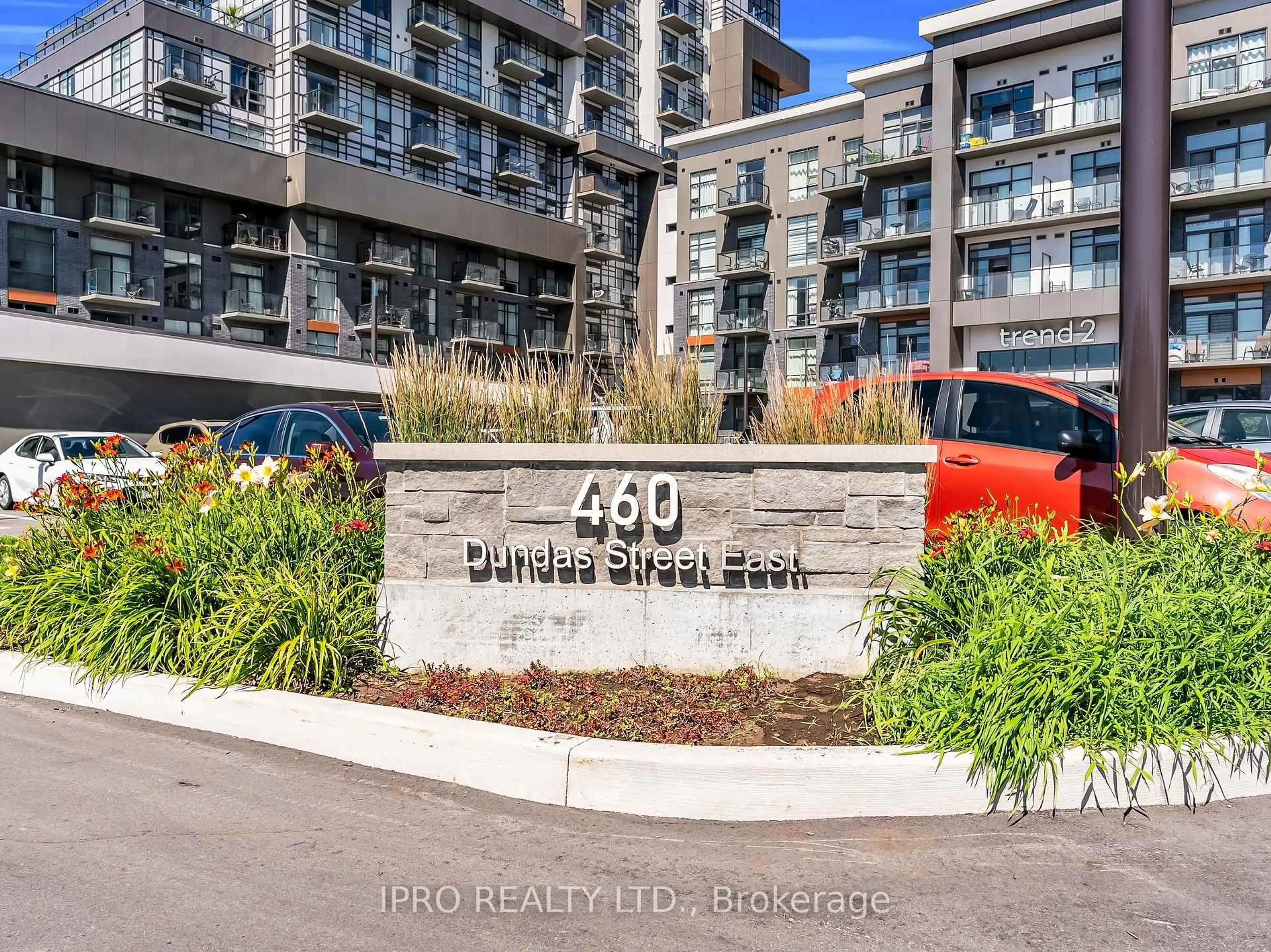Indoor entryway for 460 DUNDAS St #402, Hamilton Ontario L8B 2A5