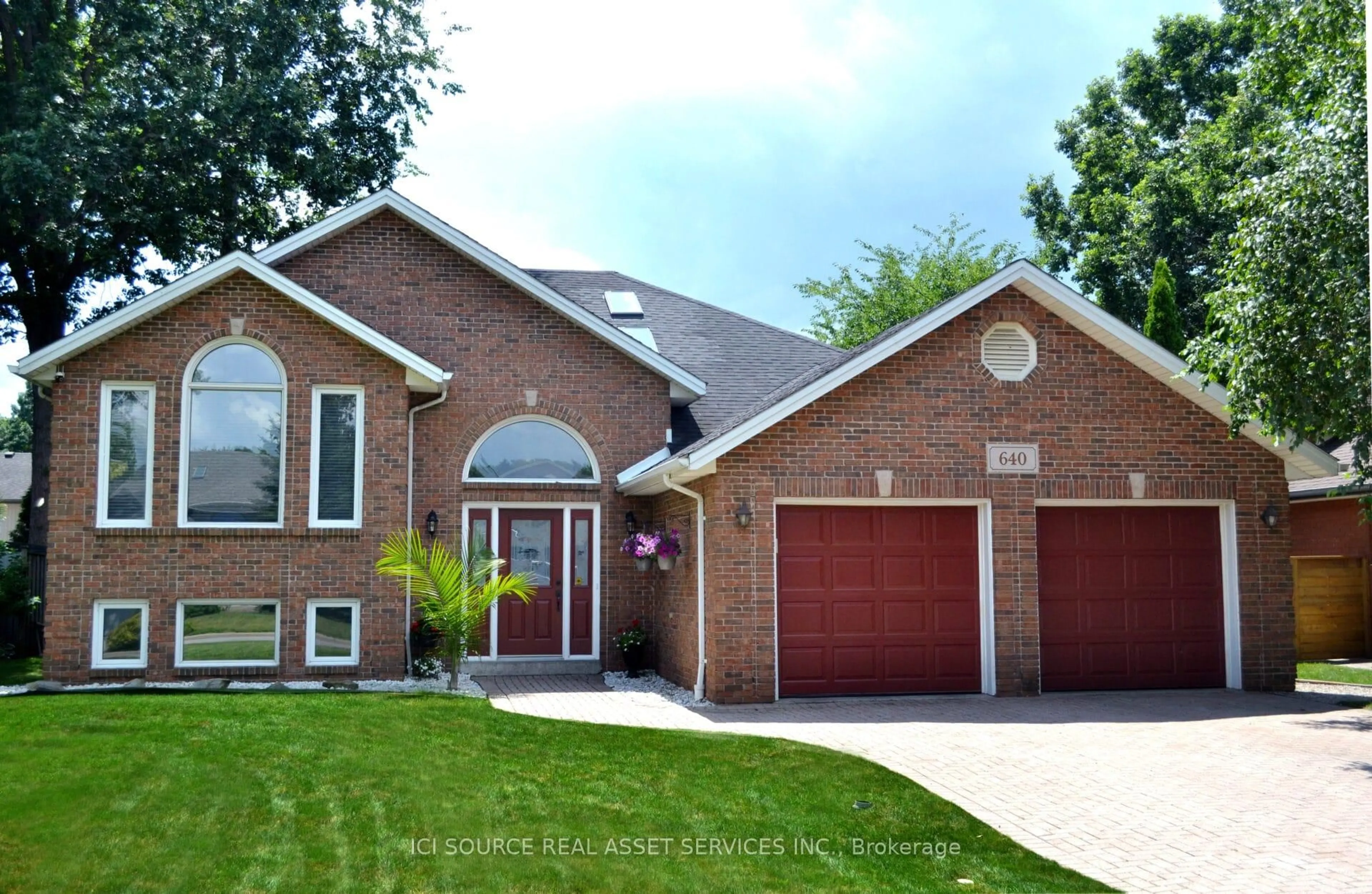 Home with brick exterior material, street for 640 Delaware Ave, LaSalle Ontario N9J 3J8
