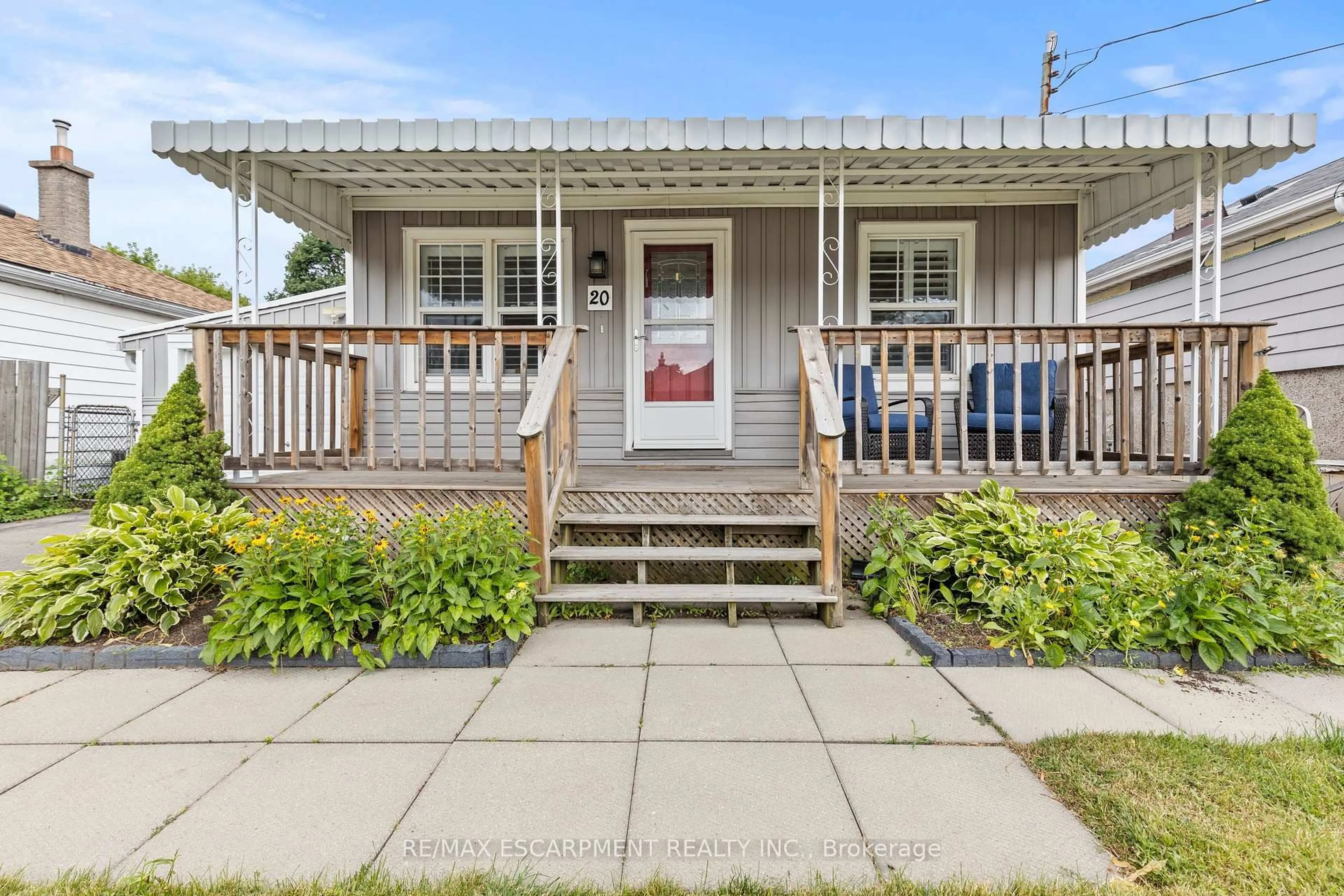 Home with vinyl exterior material, street for 20 Dodson St, Hamilton Ontario L9A 3K6